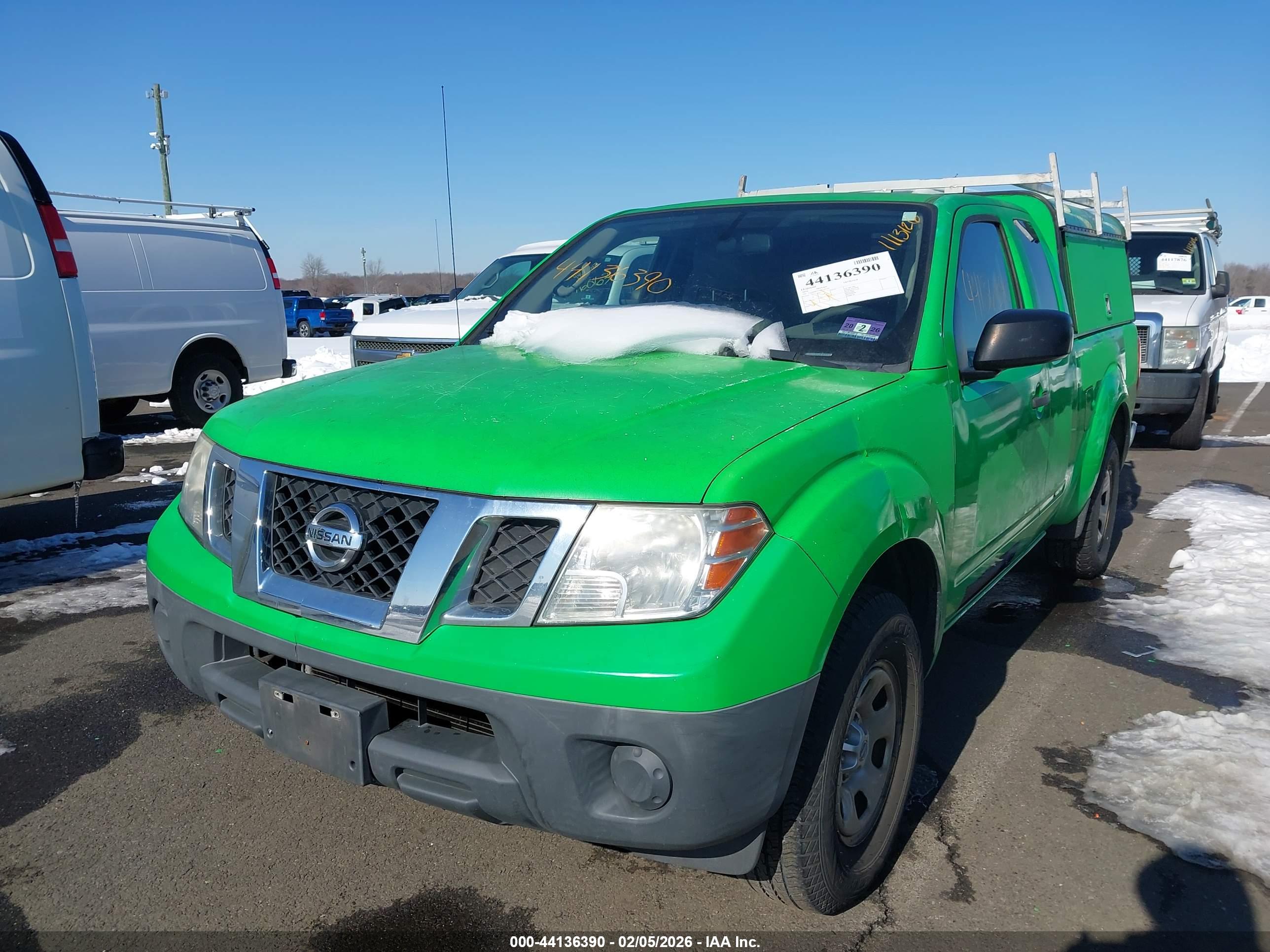 NISSAN FRONTIER image 2