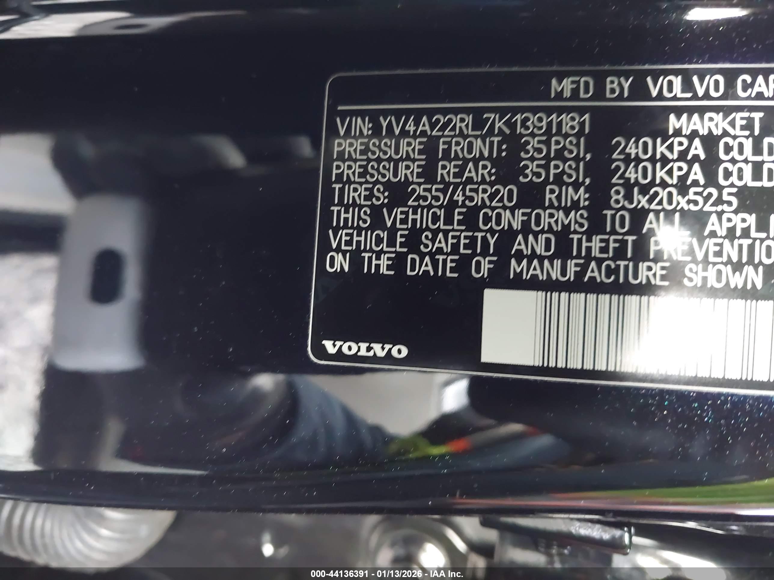 VOLVO XC60 image 9