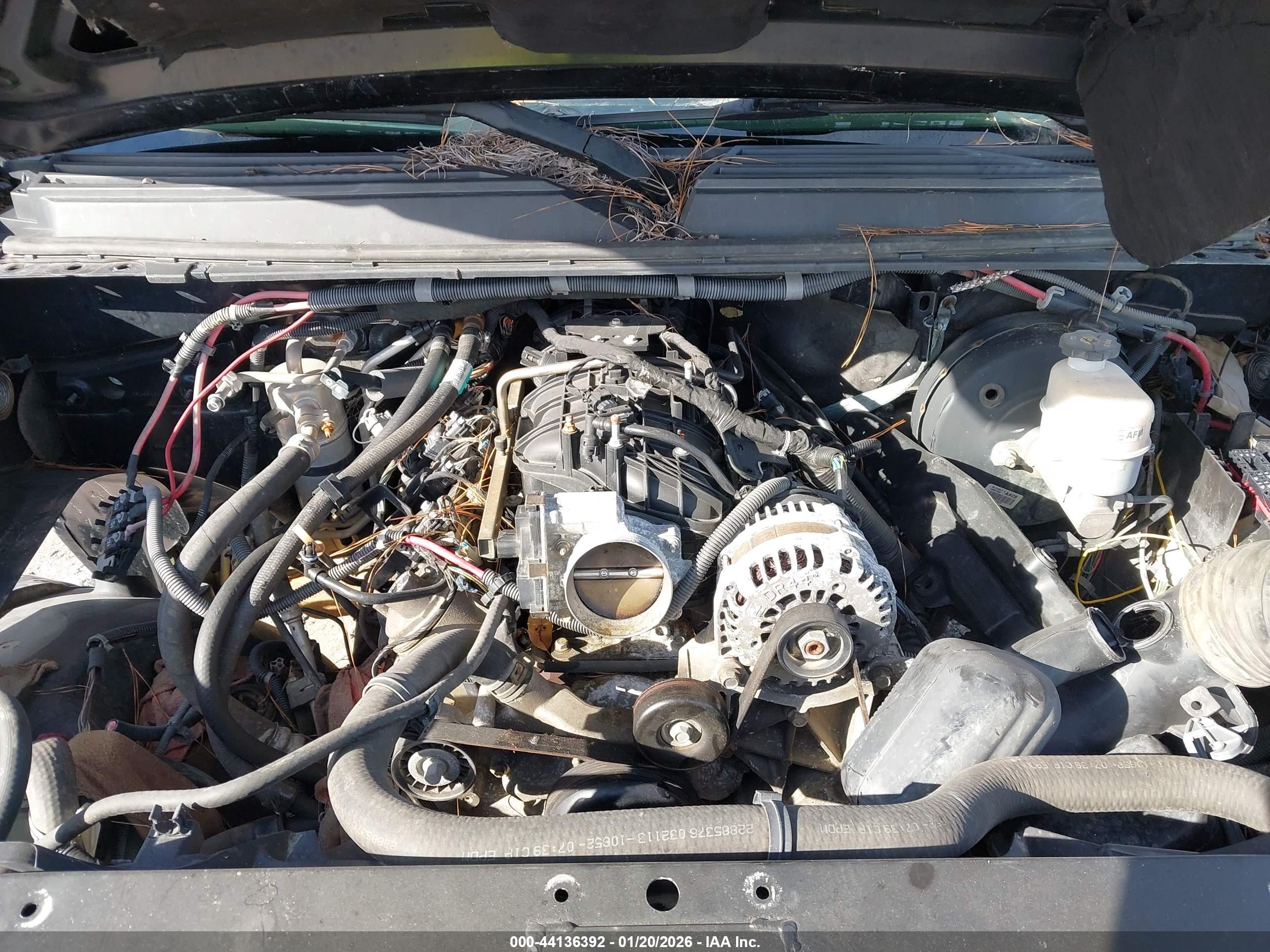 CHEVROLET TAHOE image 10