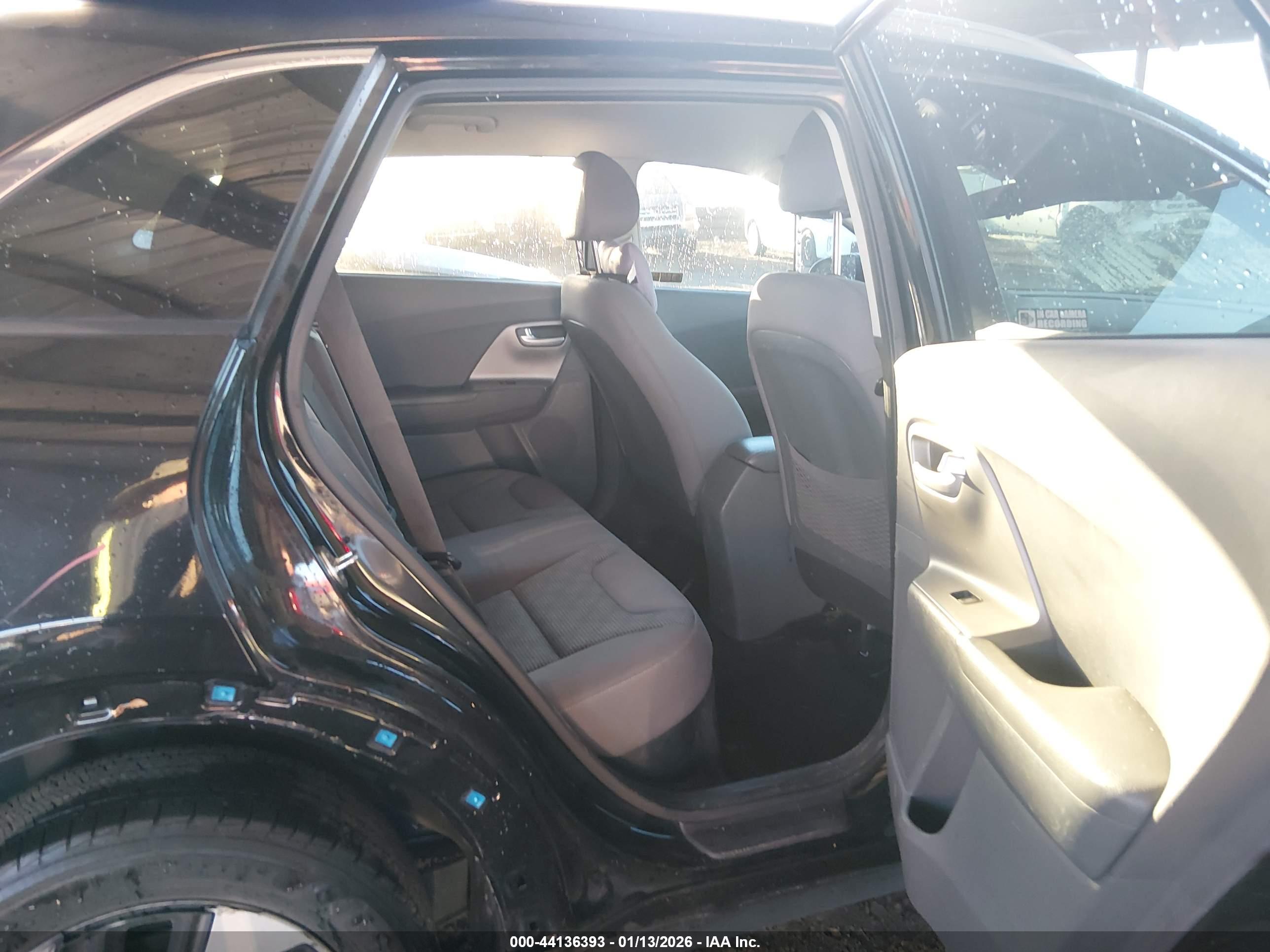 KIA NIRO image 8