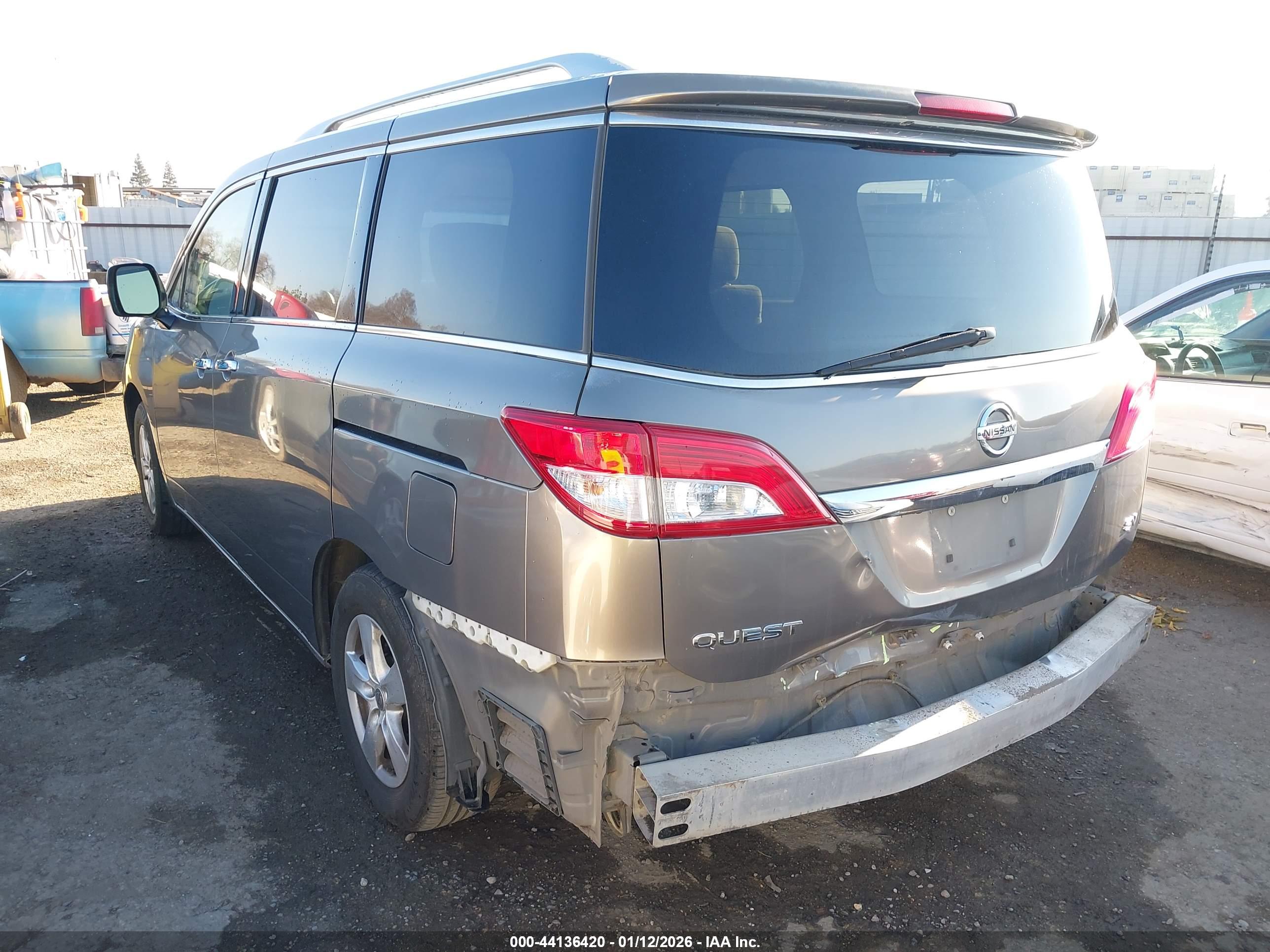 NISSAN QUEST image 3