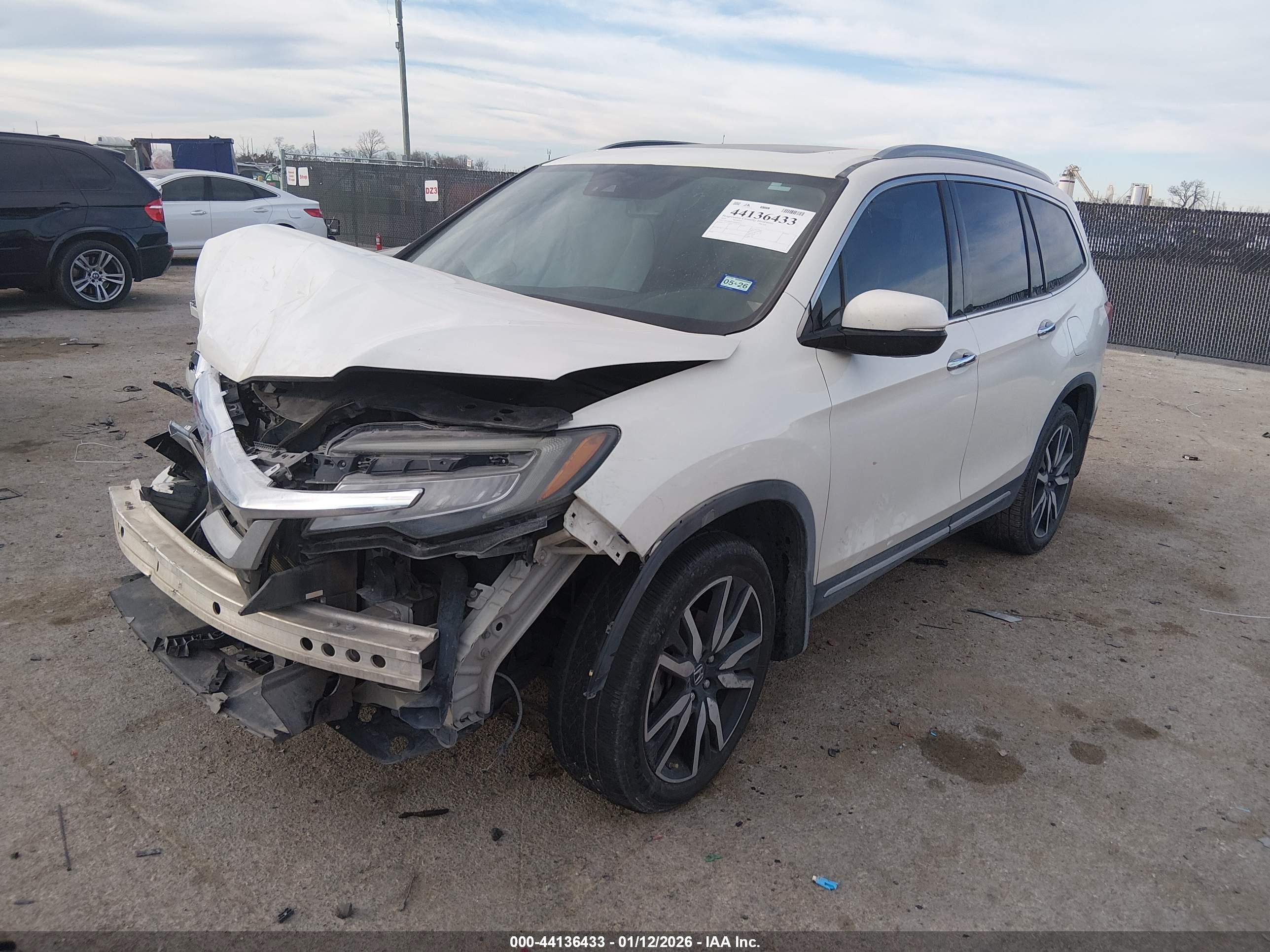 HONDA PILOT image 2