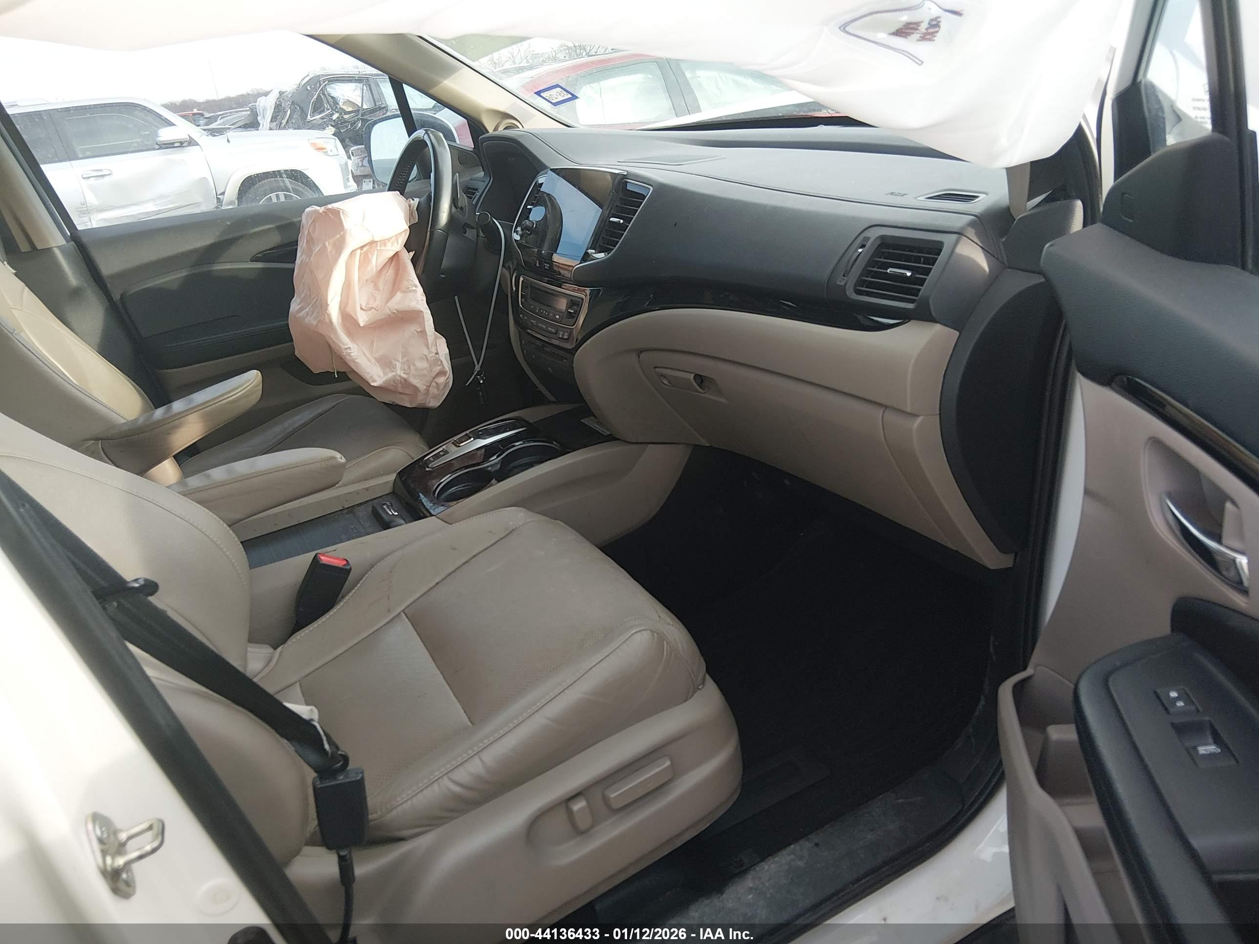 HONDA PILOT image 5