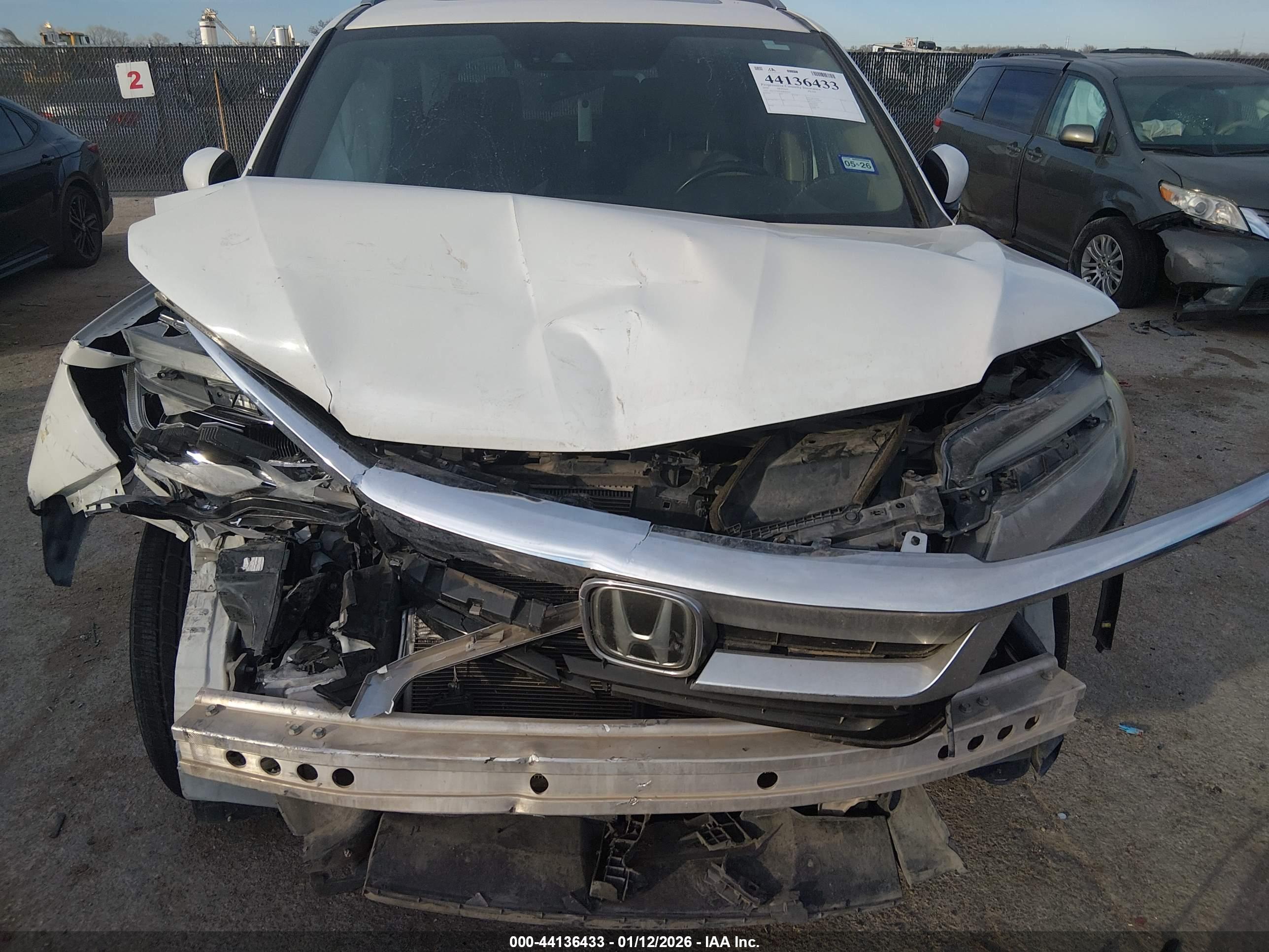 HONDA PILOT image 6