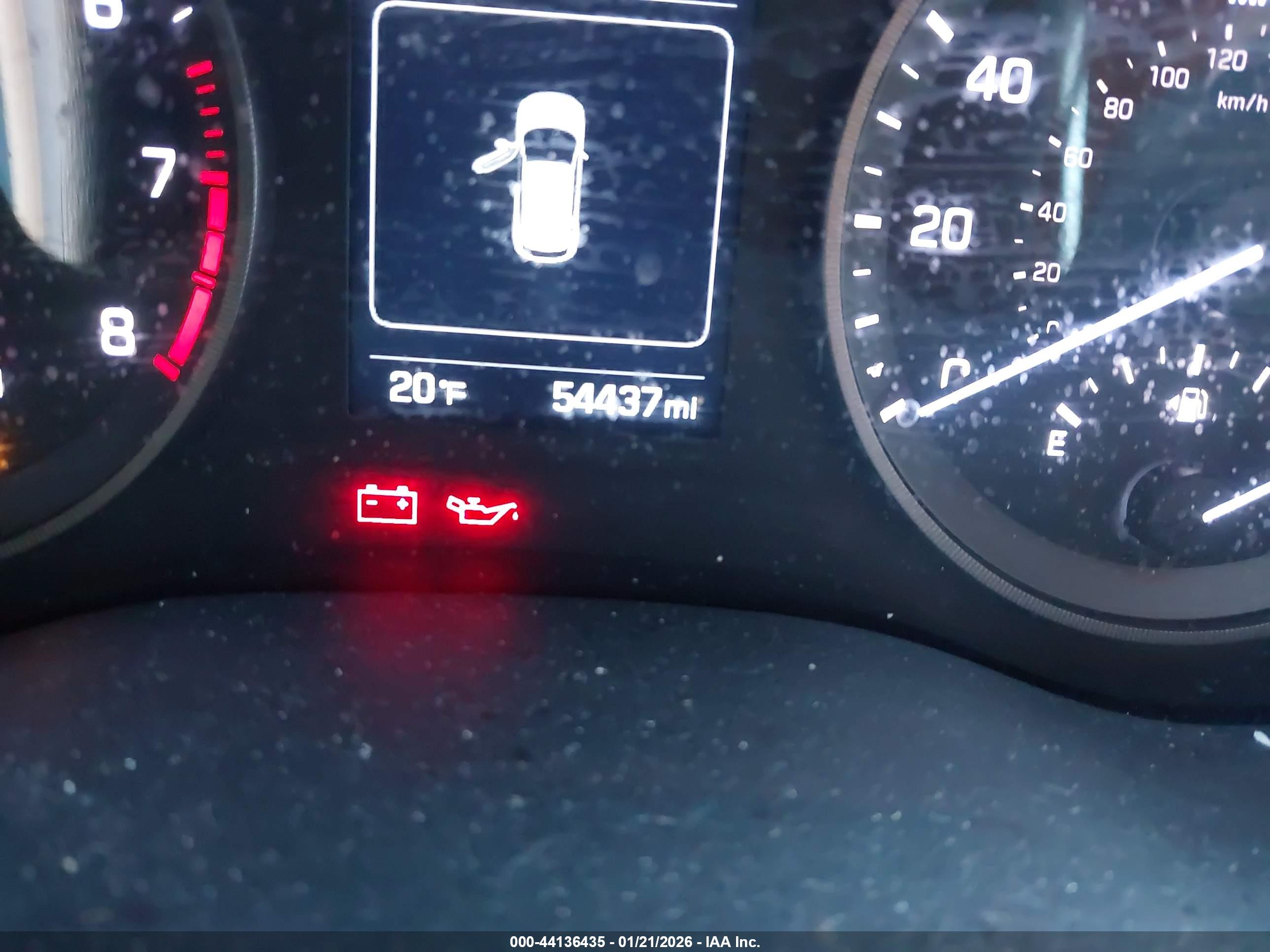 HYUNDAI TUCSON image 7