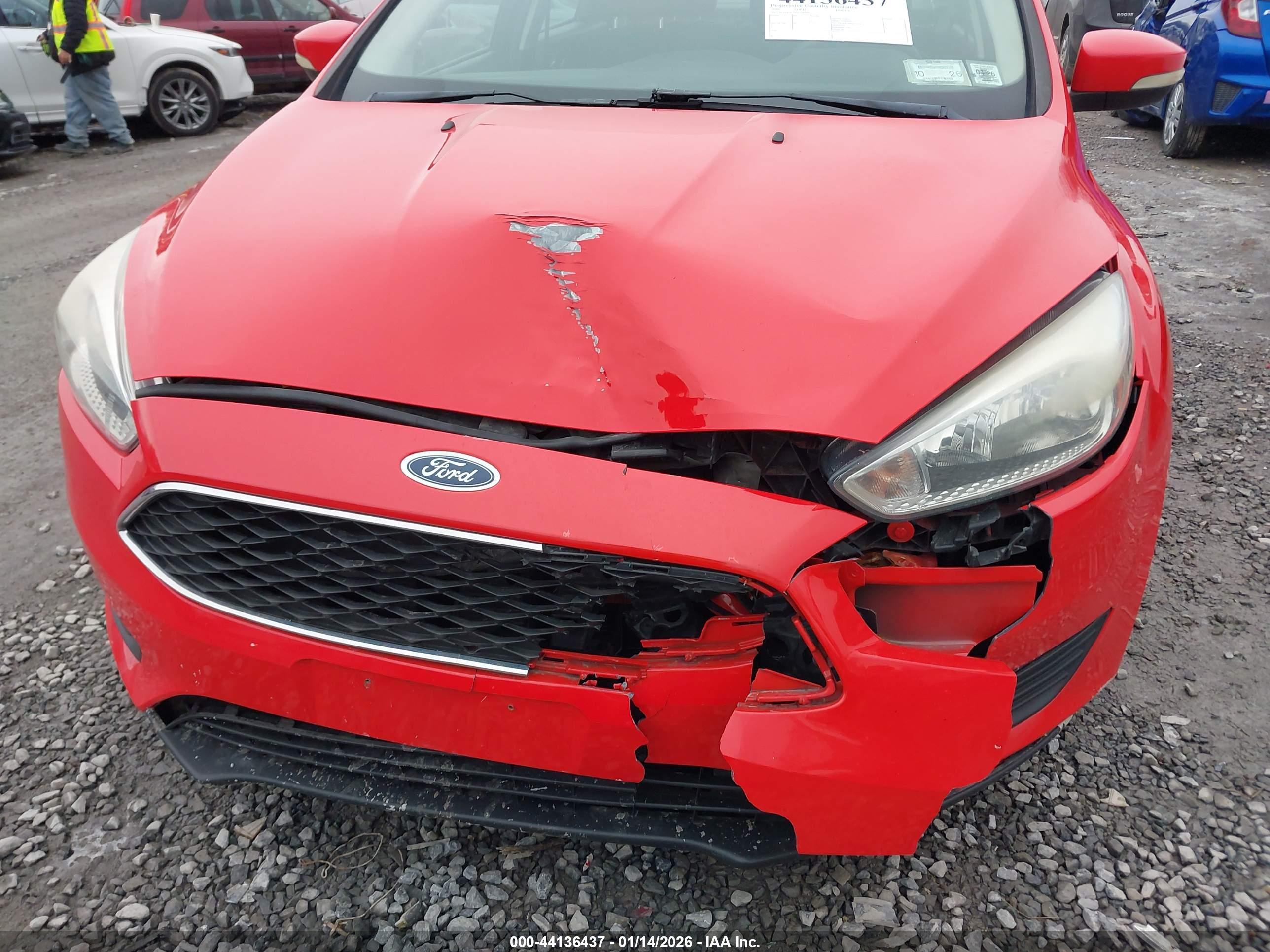 FORD FOCUS image 6