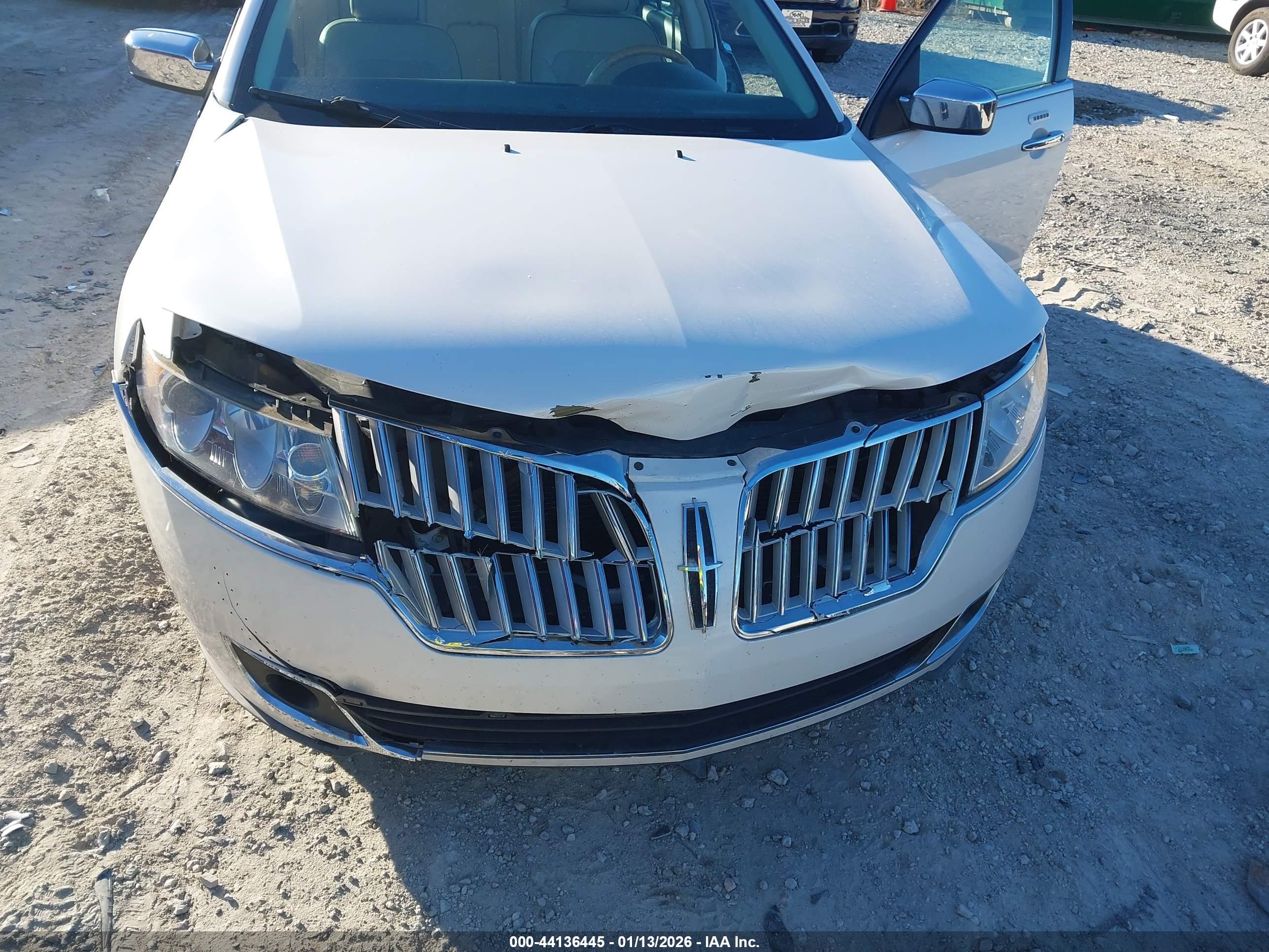 LINCOLN MKZ image 6