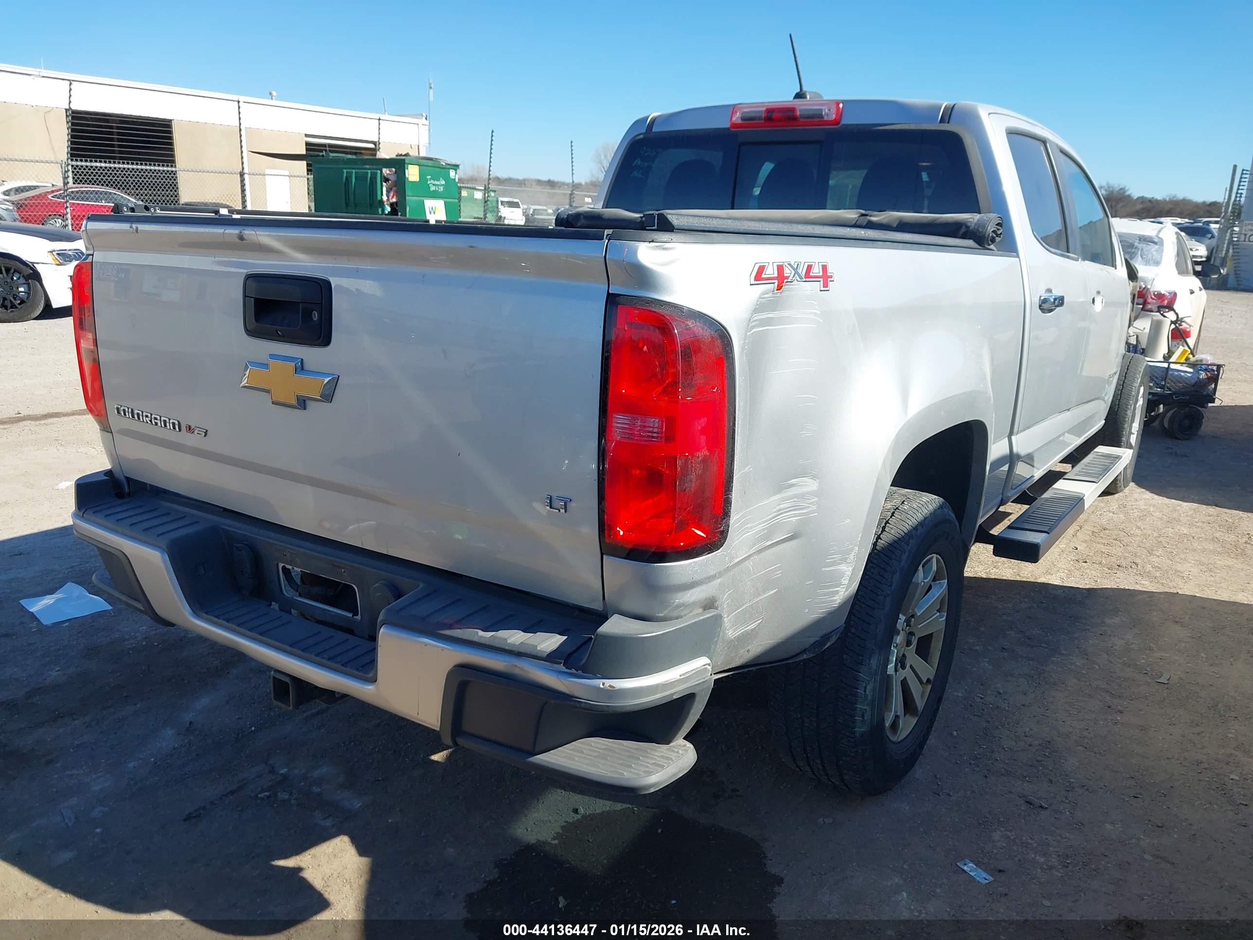 CHEVROLET COLORADO image 4