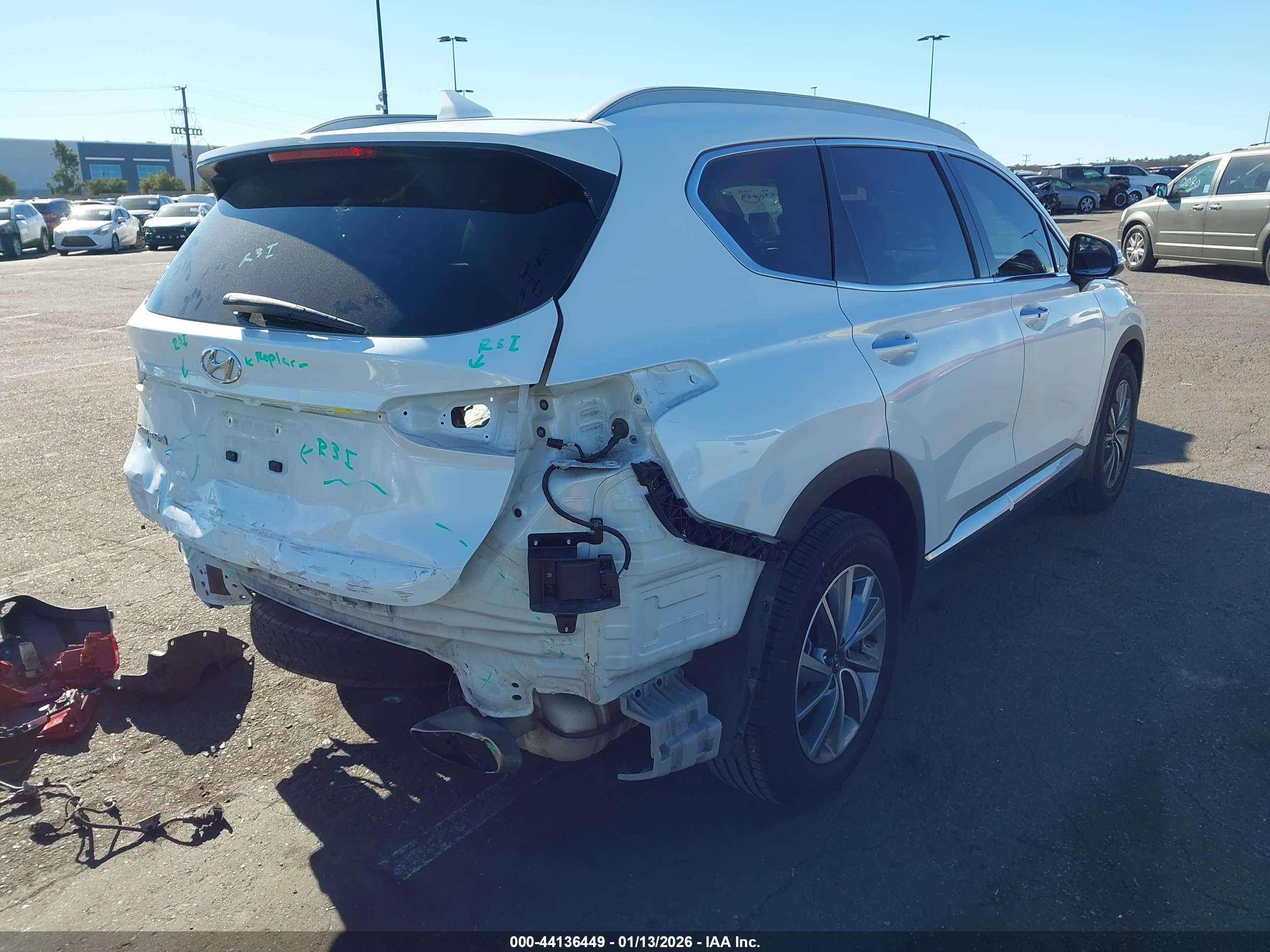HYUNDAI SANTA image 4