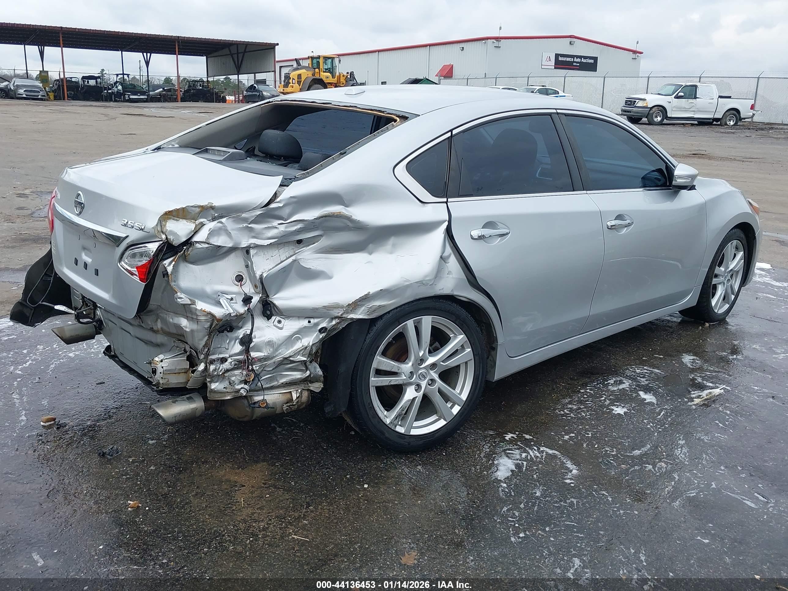 NISSAN ALTIMA image 4
