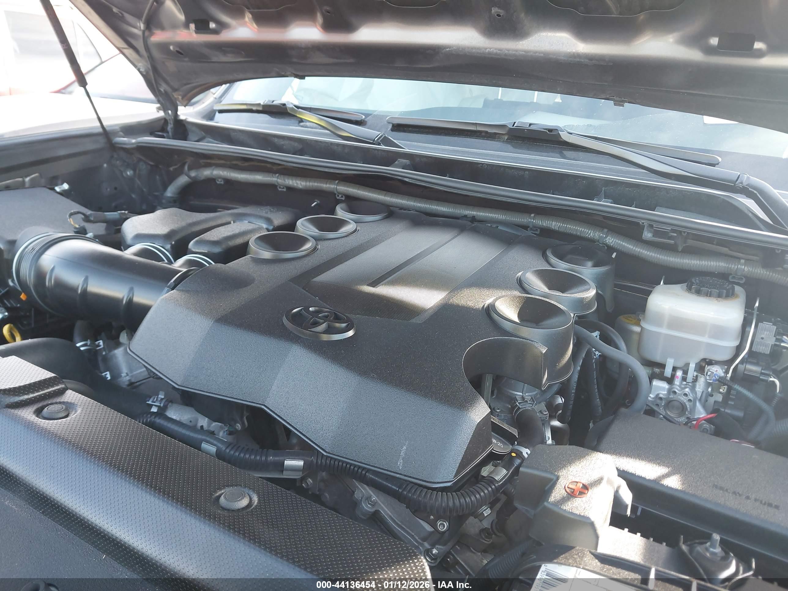 TOYOTA 4RUNNER image 10