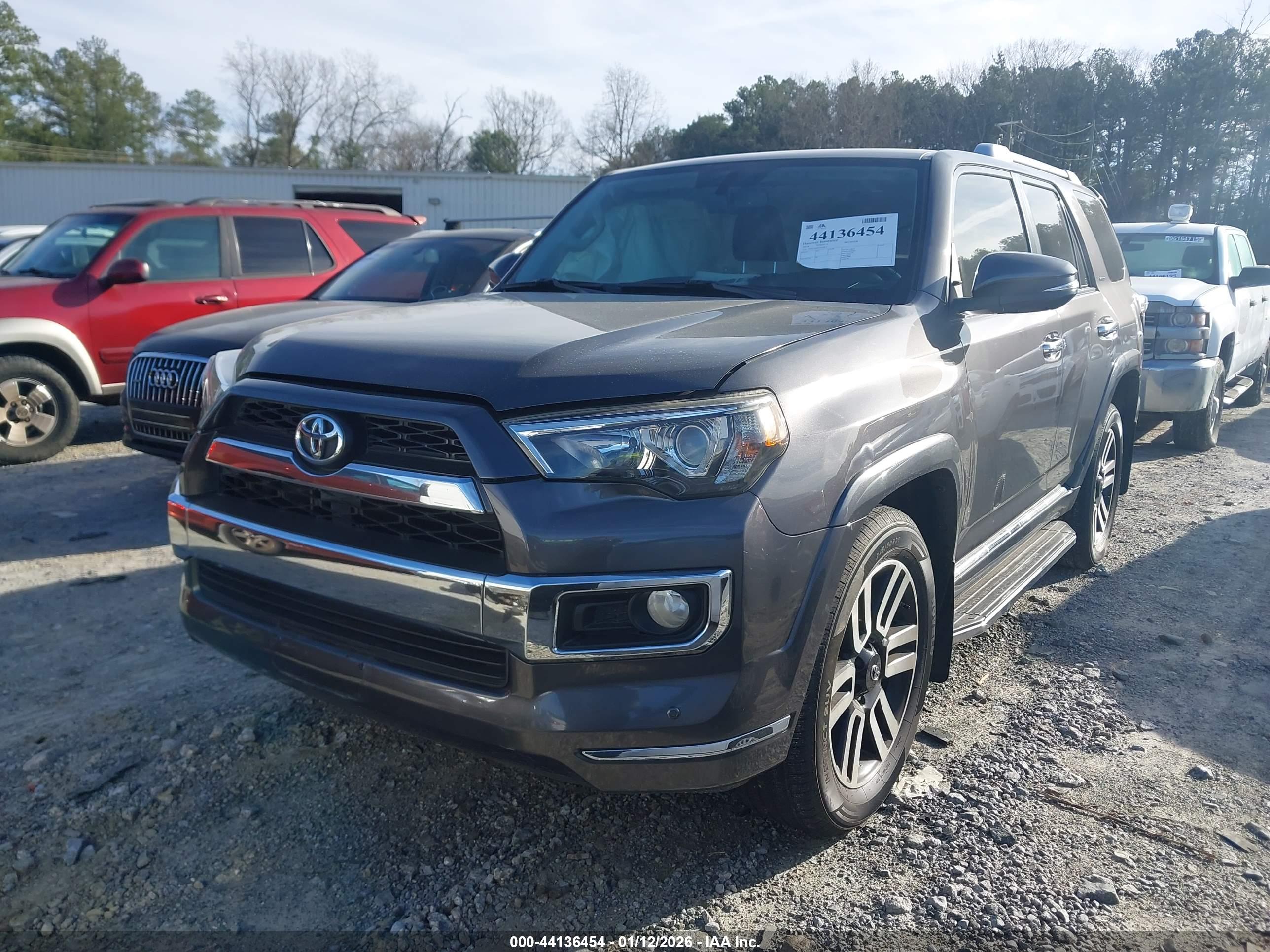 TOYOTA 4RUNNER image 2