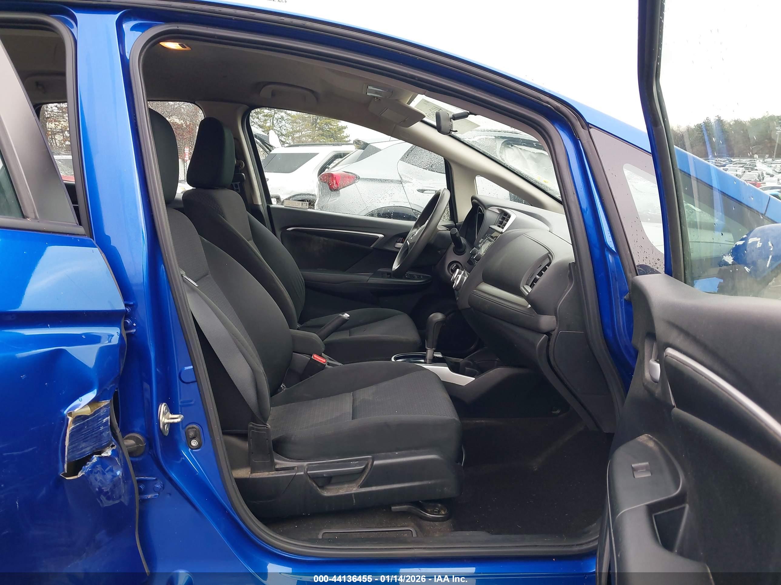 HONDA FIT image 5