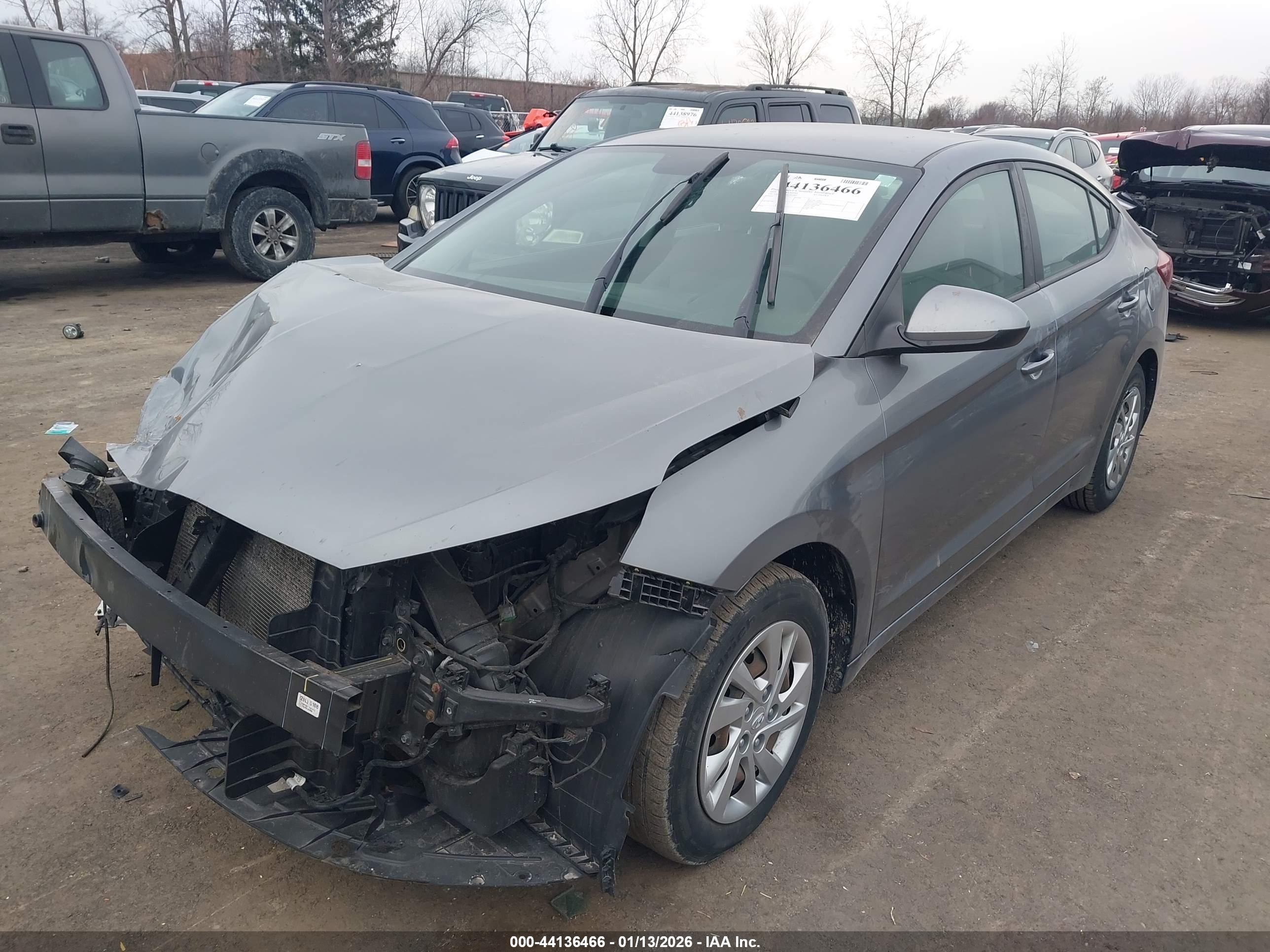 HYUNDAI ELANTRA image 2