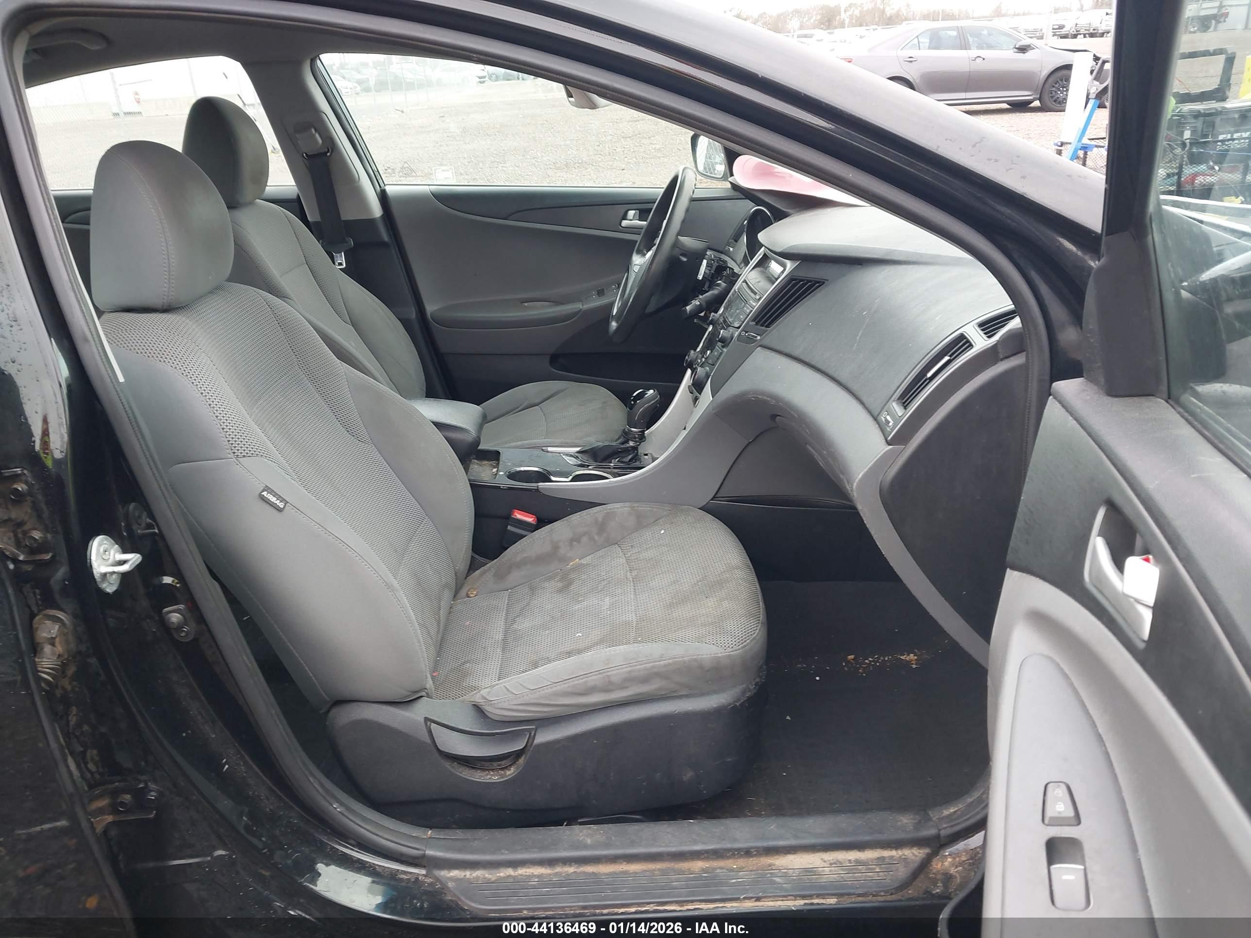 HYUNDAI SONATA image 5