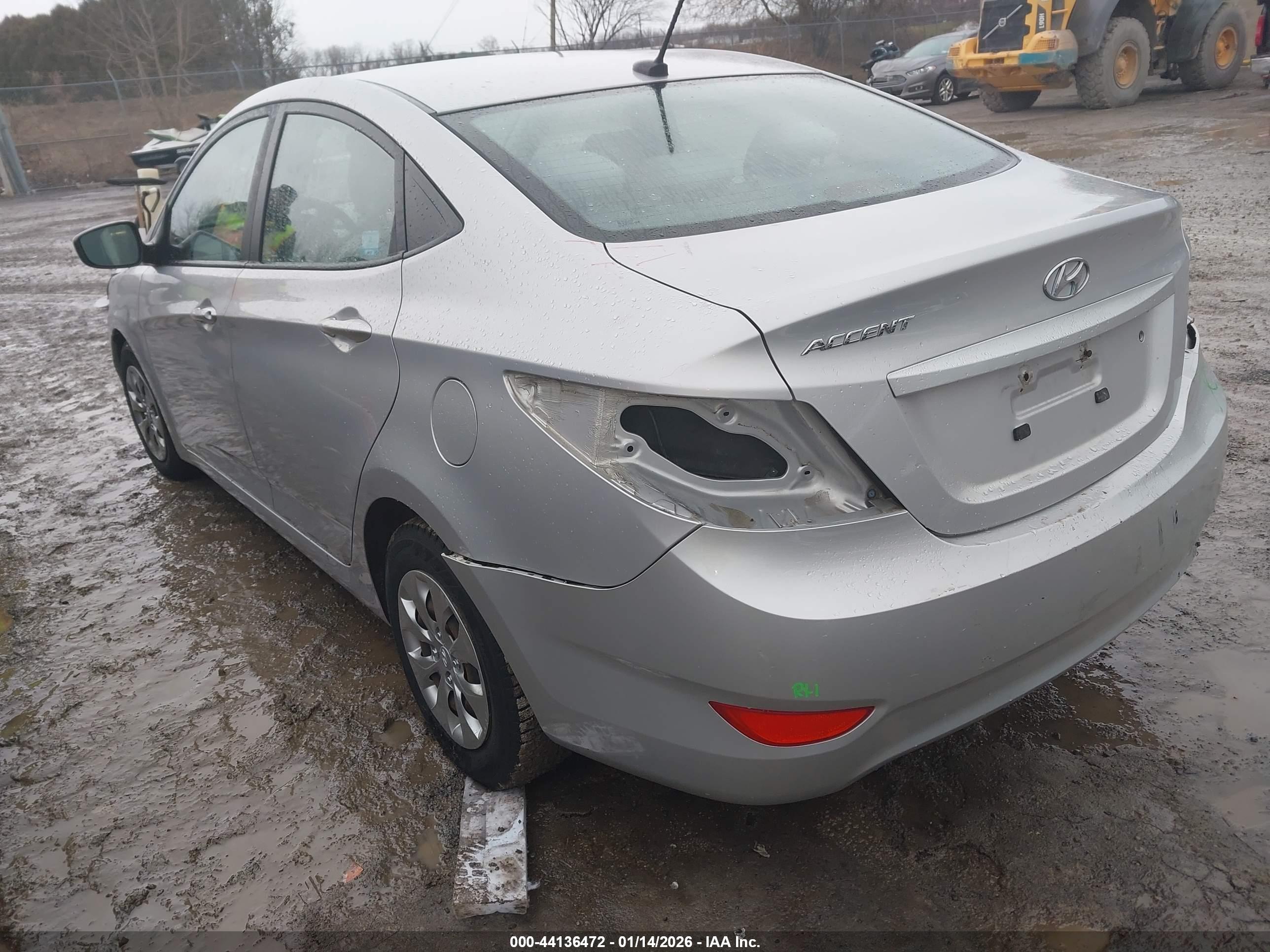 HYUNDAI ACCENT image 3