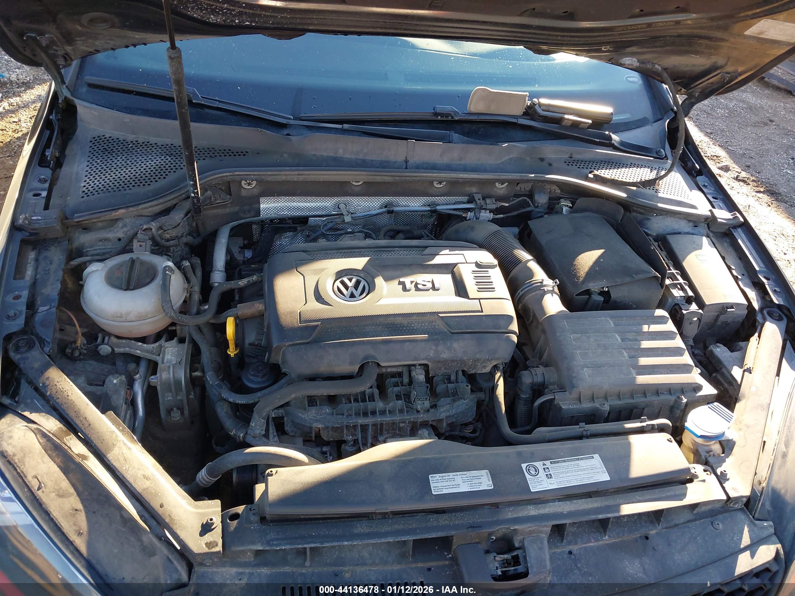 VOLKSWAGEN GOLF image 10
