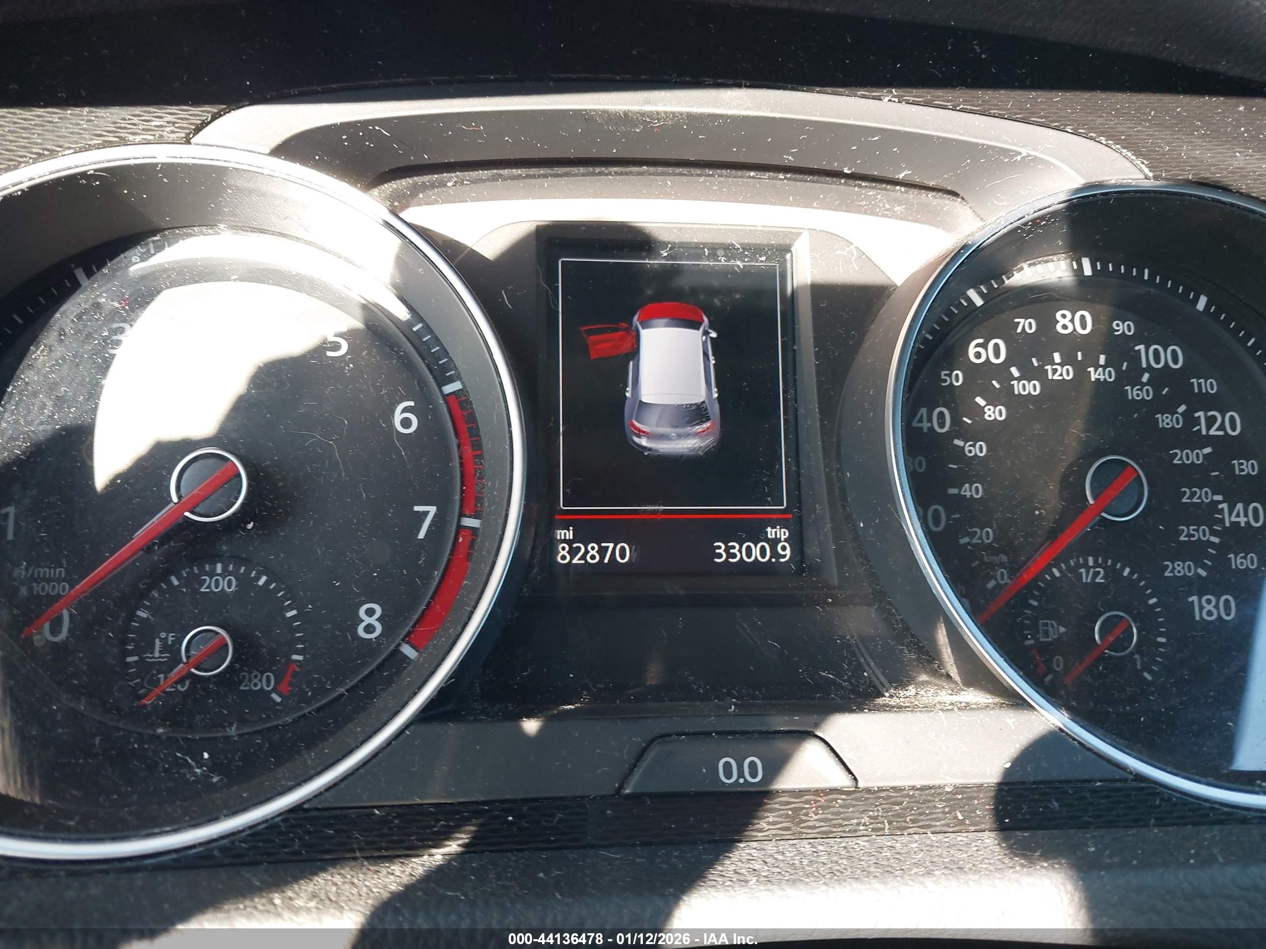 VOLKSWAGEN GOLF image 7