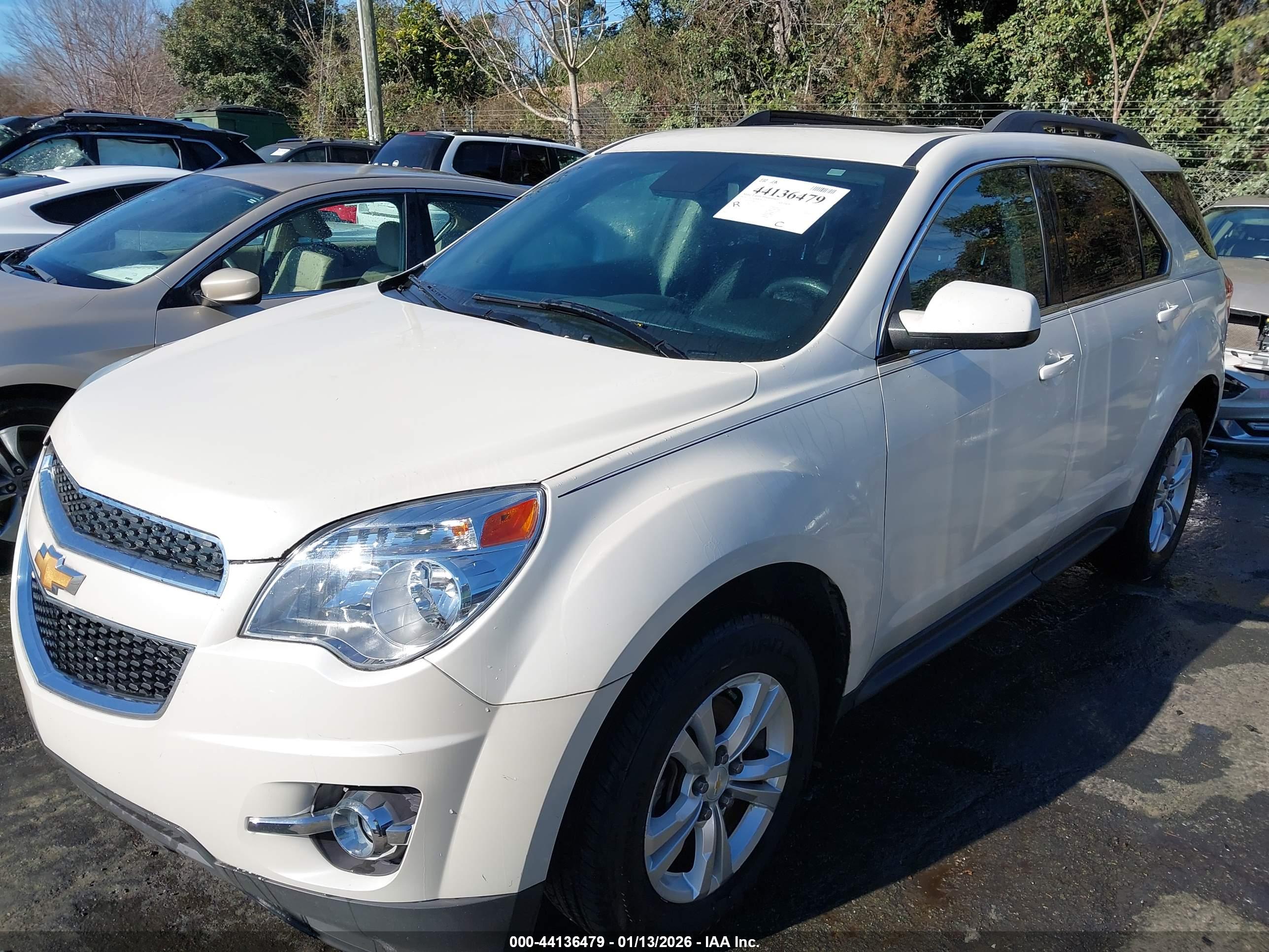 CHEVROLET EQUINOX image 2