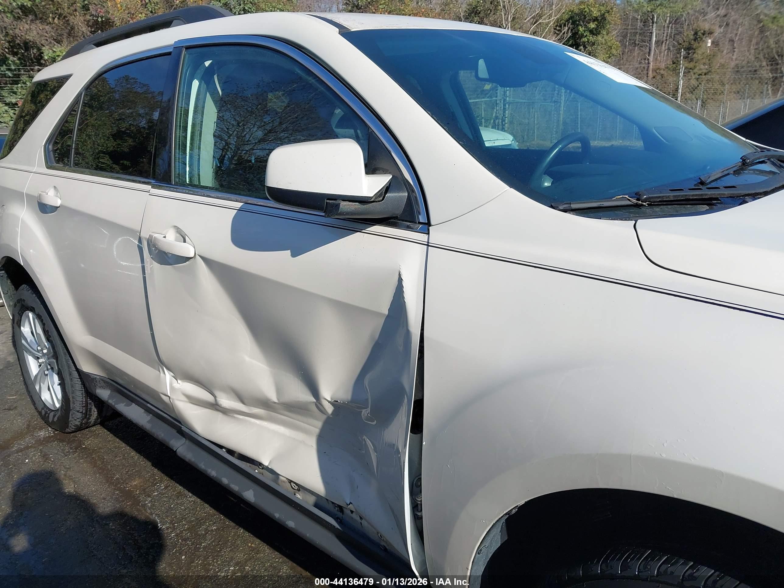 CHEVROLET EQUINOX image 6