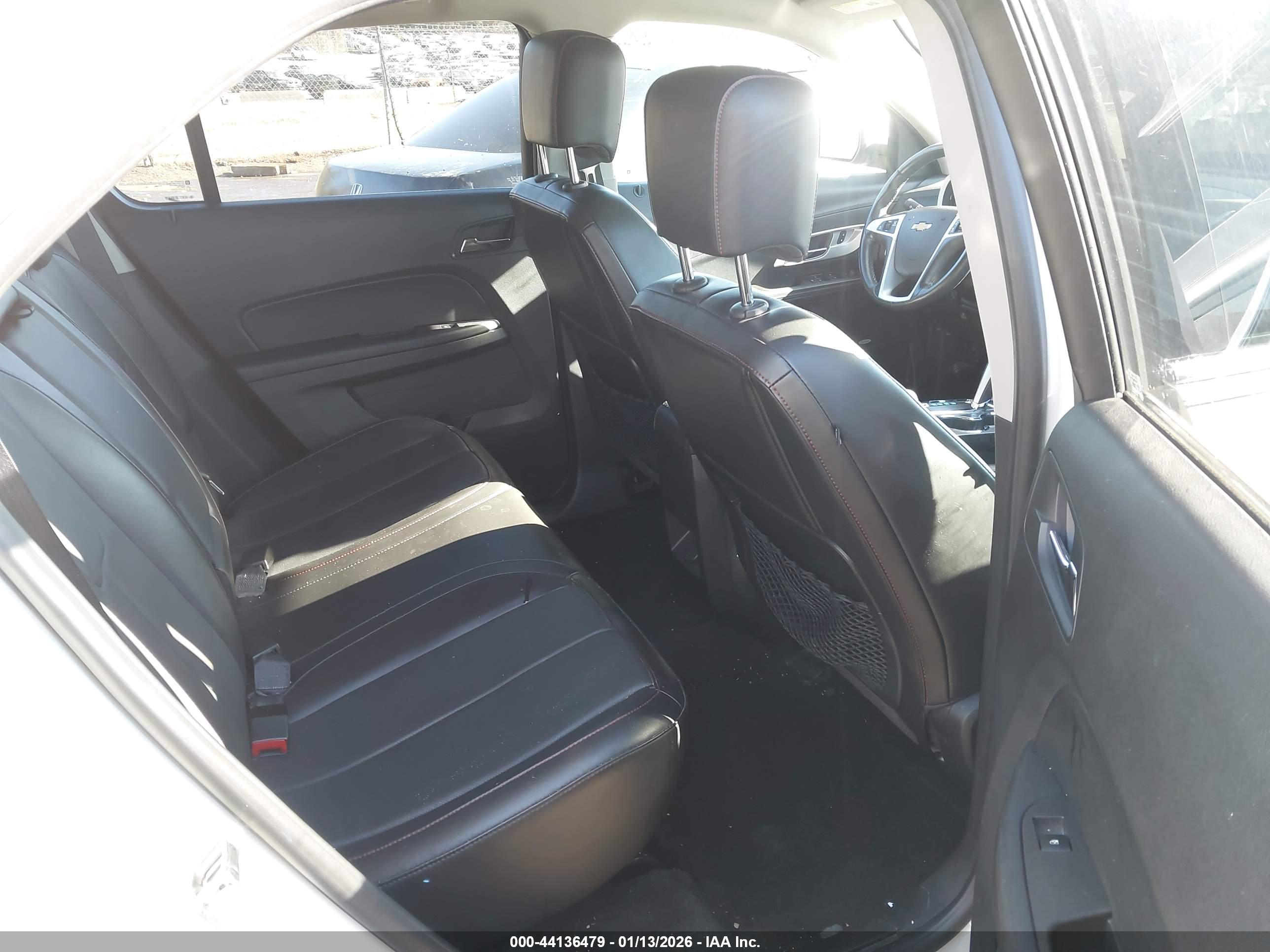 CHEVROLET EQUINOX image 8