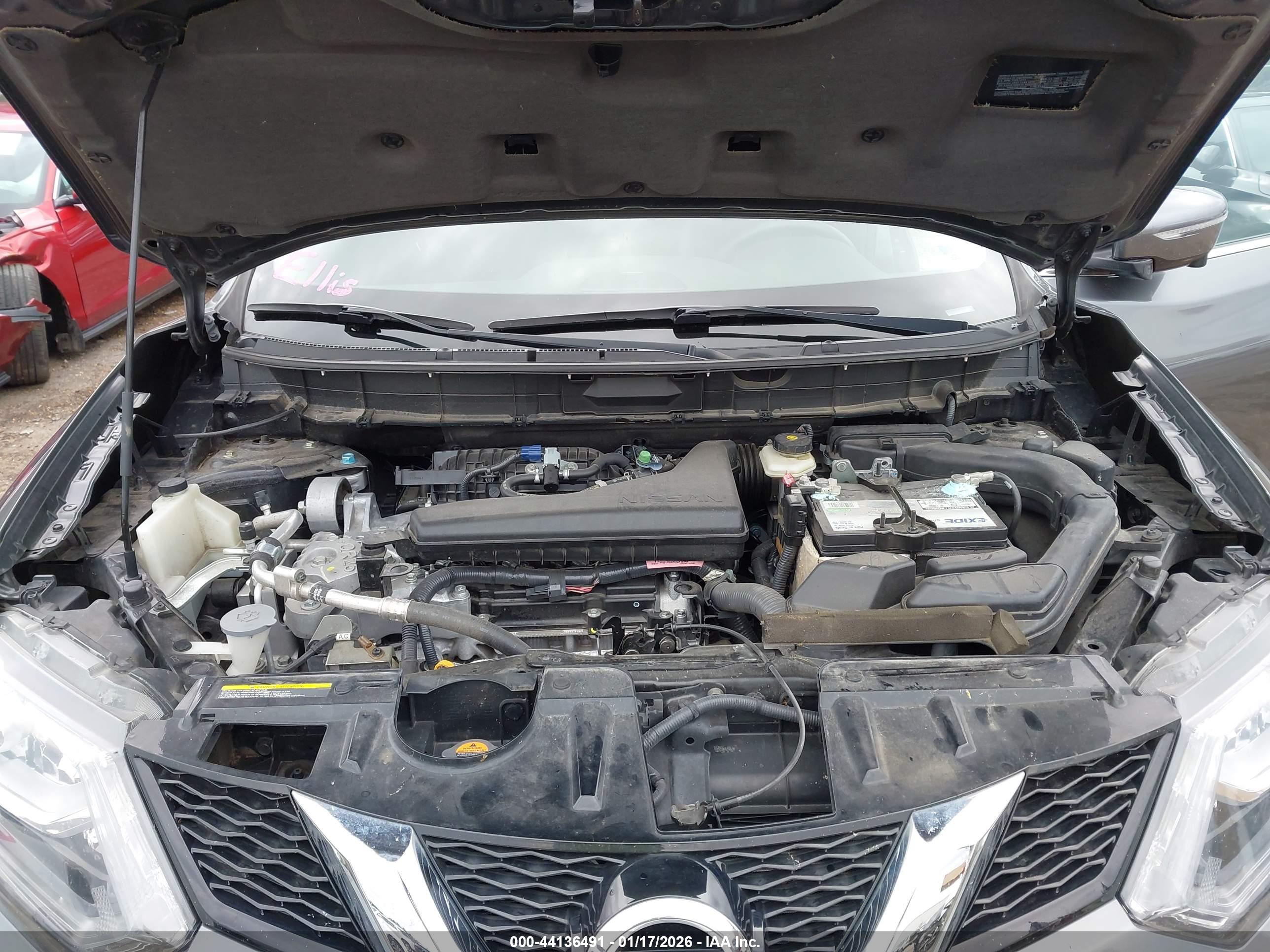 NISSAN ROGUE image 10