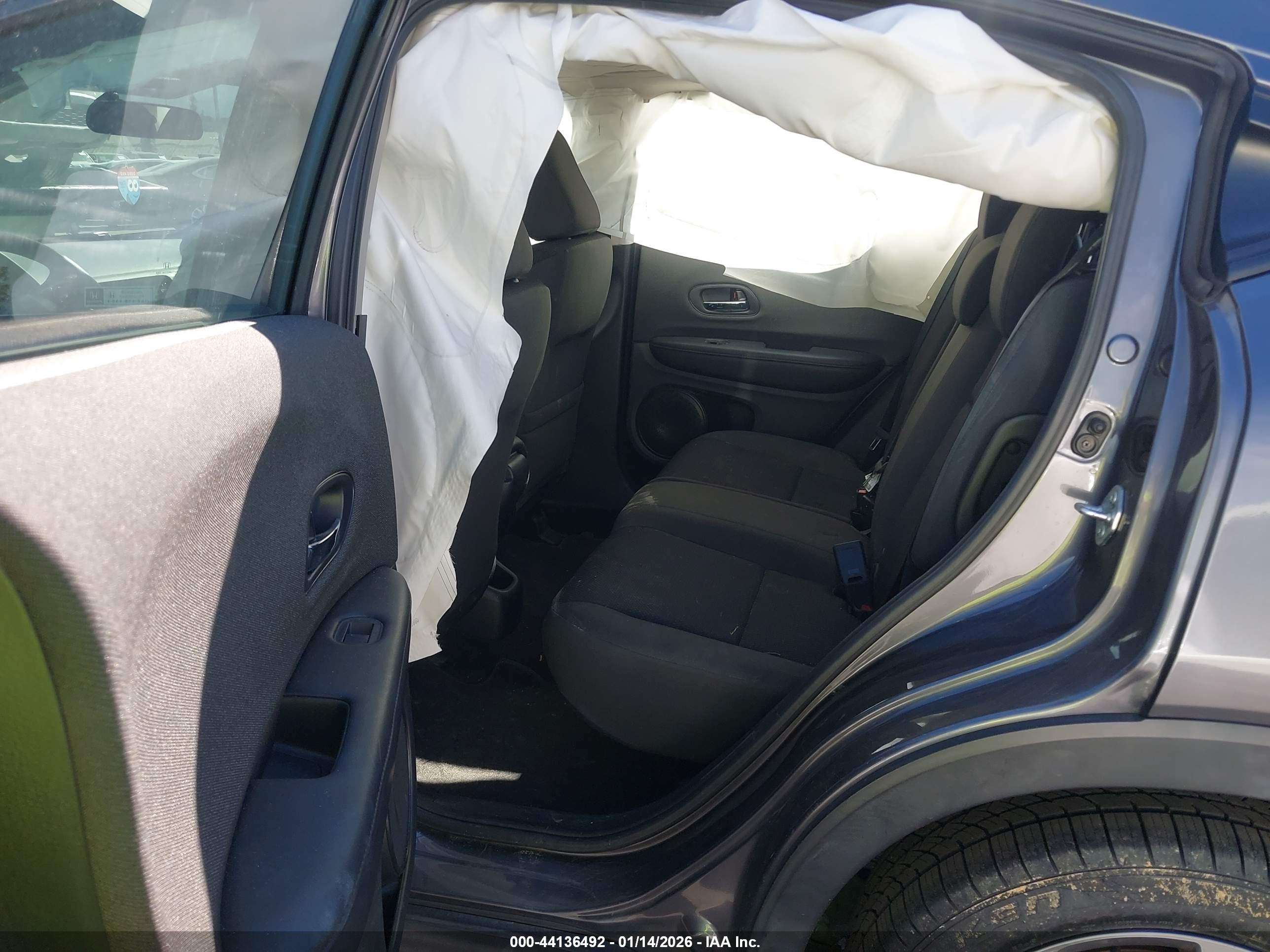 HONDA HR-V image 8