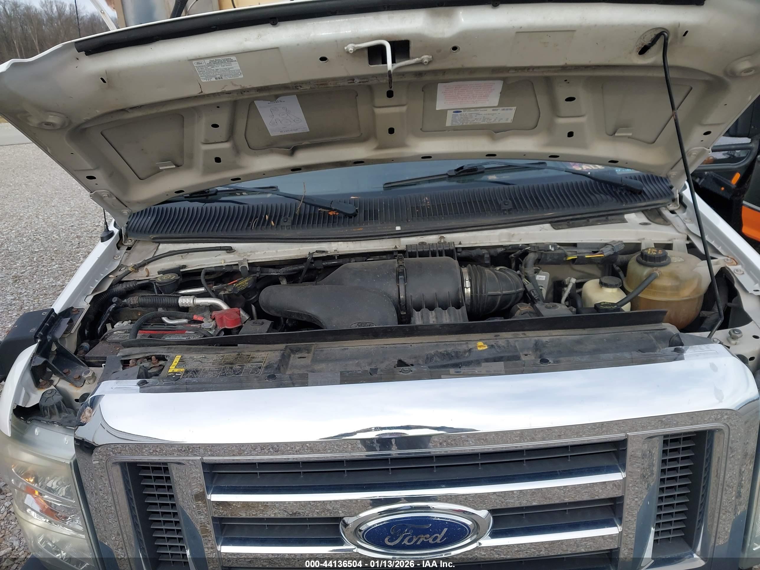 FORD E-350 image 10