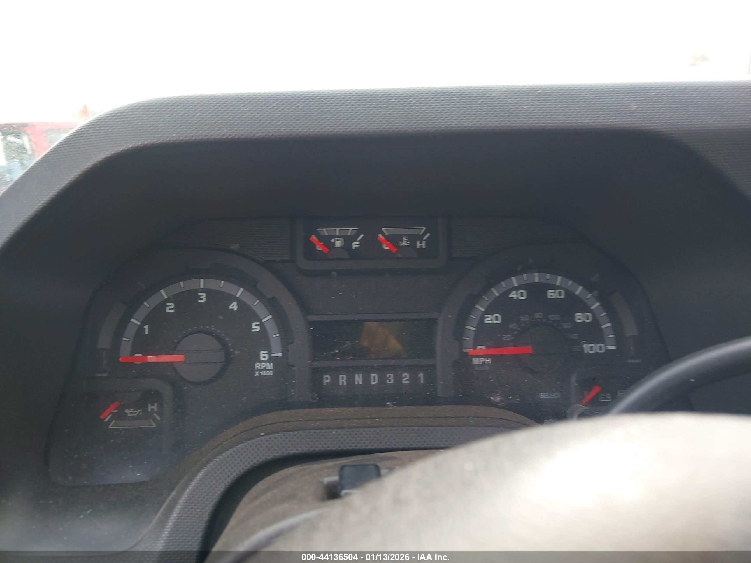 FORD E-350 image 6