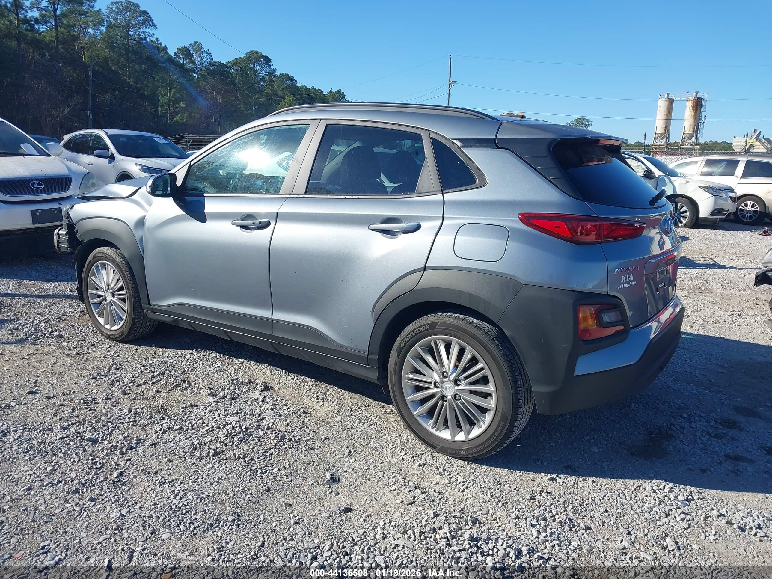 HYUNDAI KONA image 3