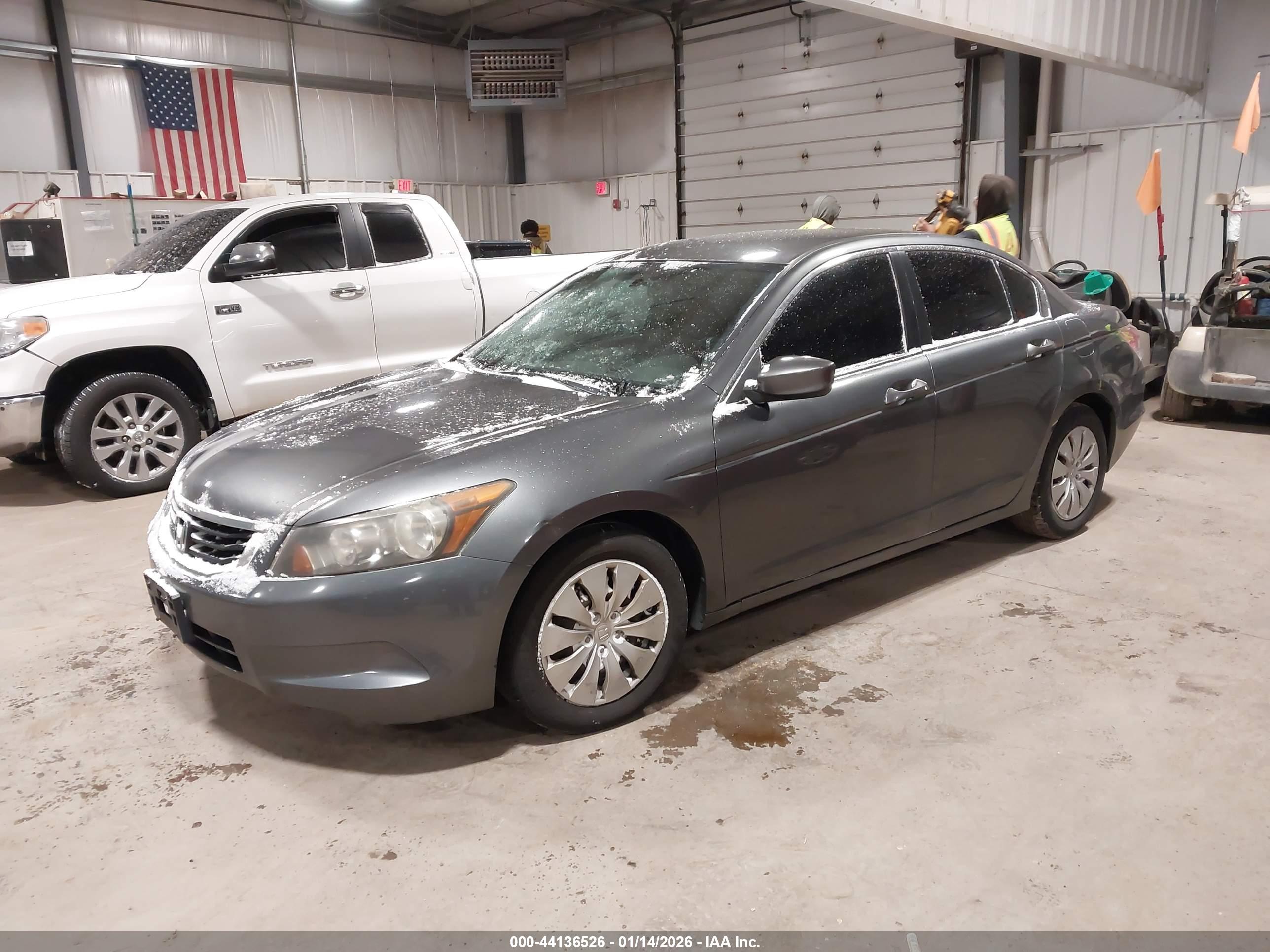HONDA ACCORD image 2