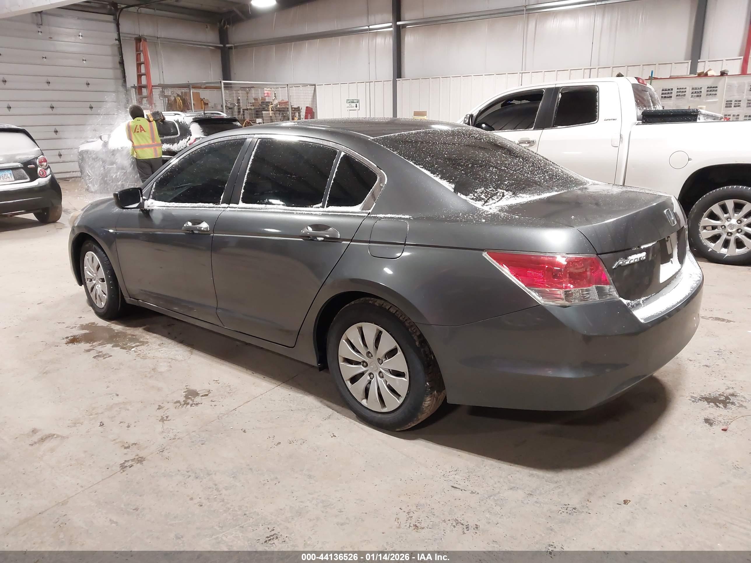 HONDA ACCORD image 3