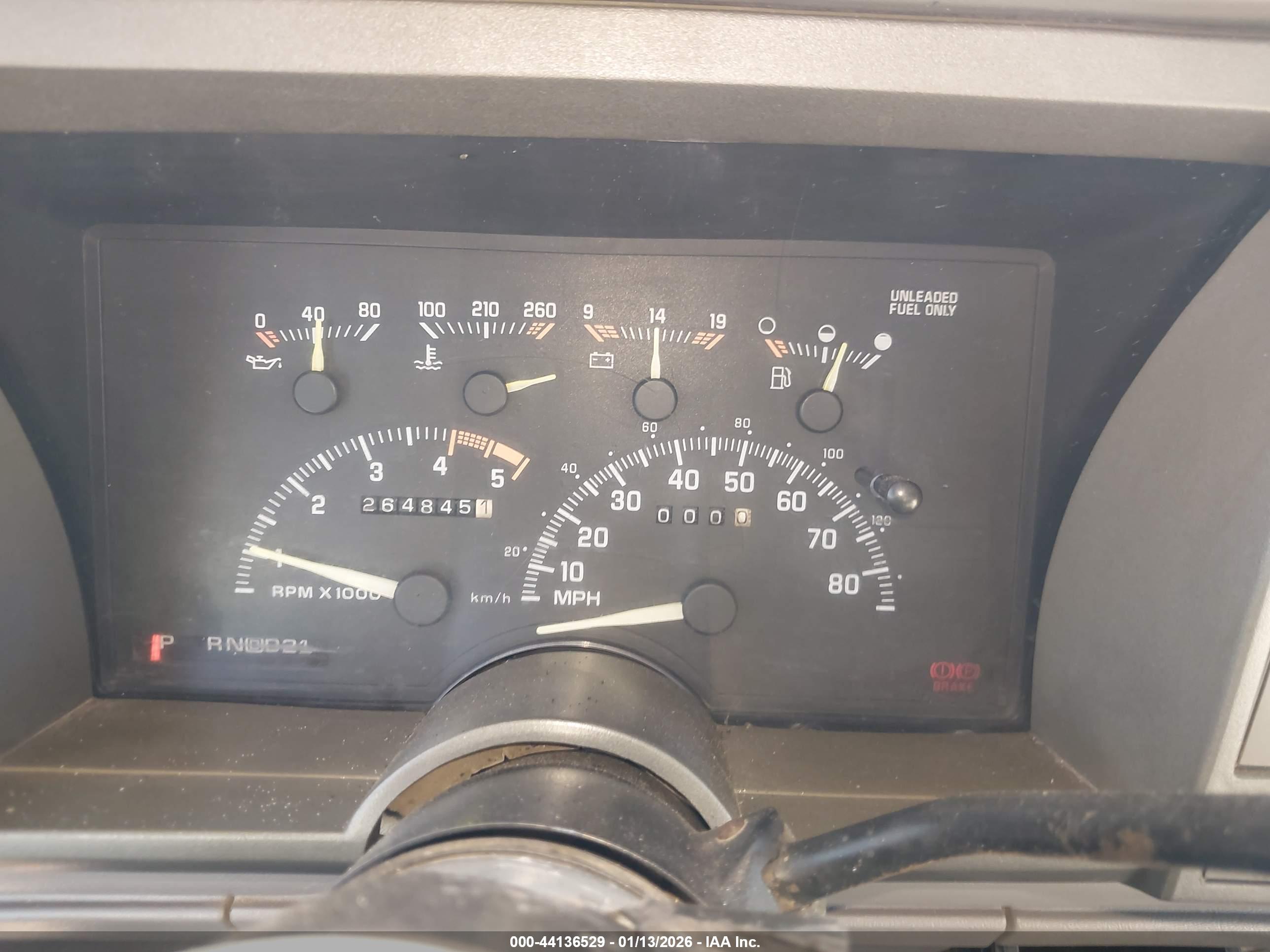 CHEVROLET GMT-400 image 7
