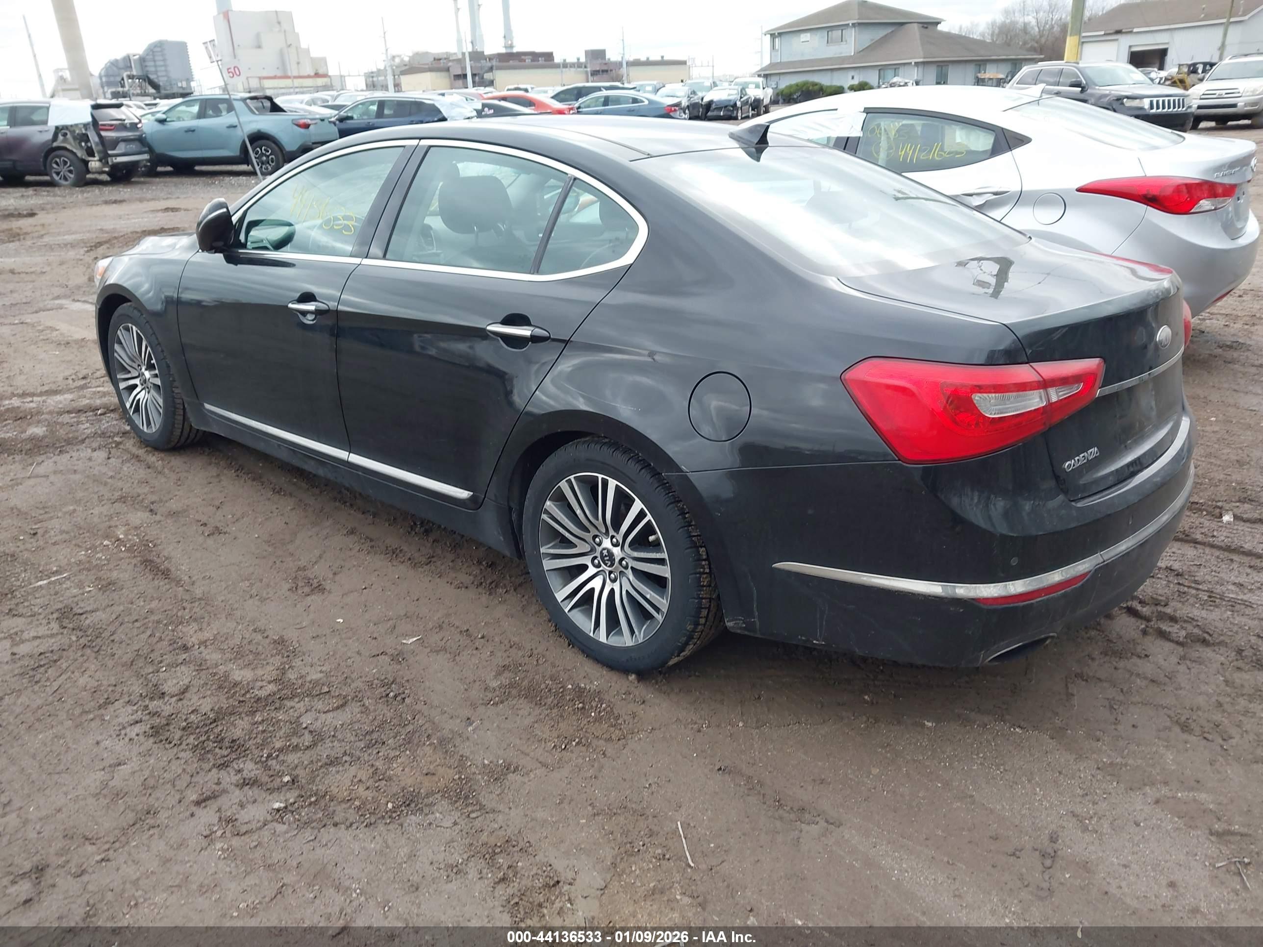 KIA CADENZA image 3