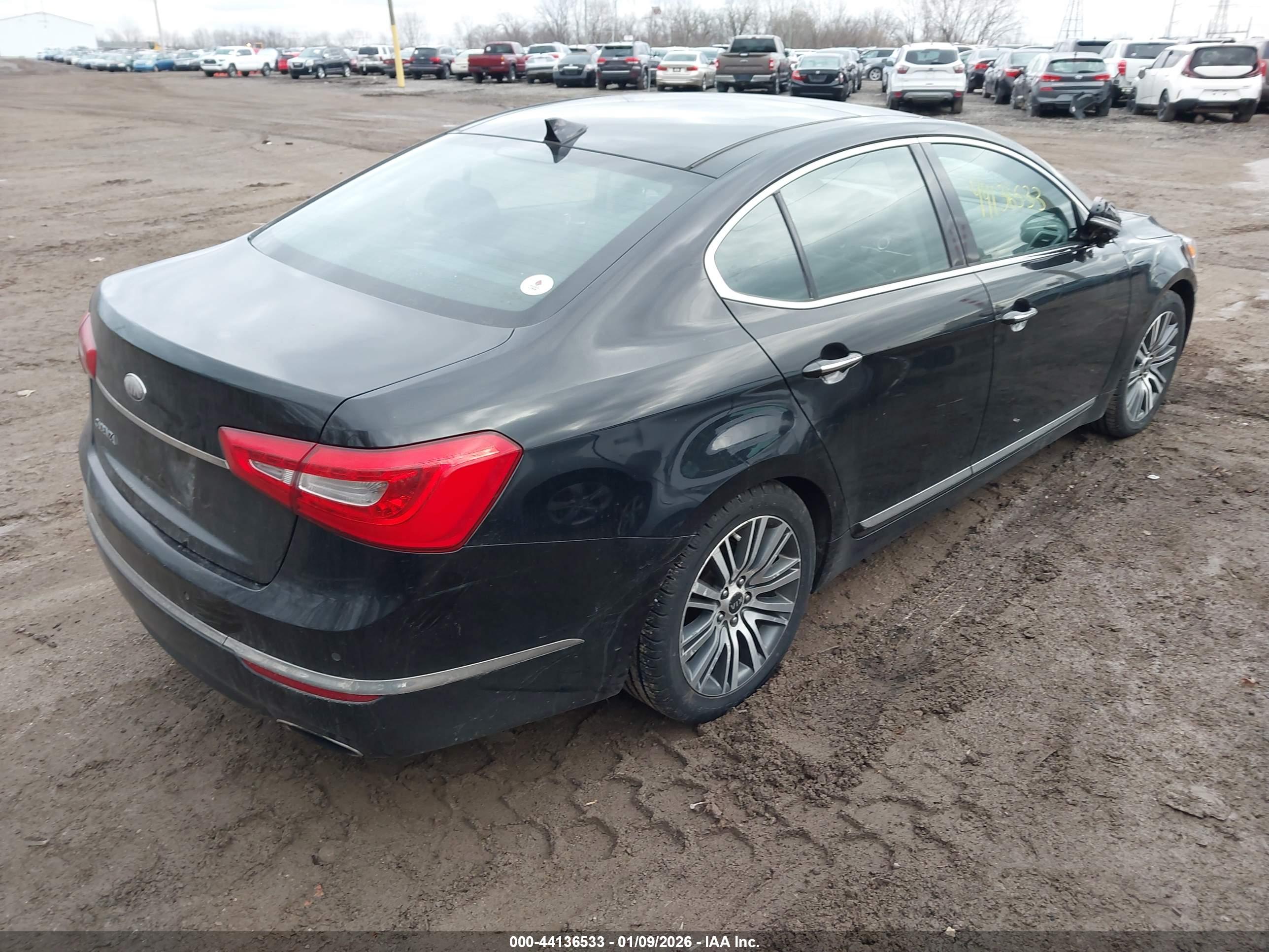 KIA CADENZA image 4