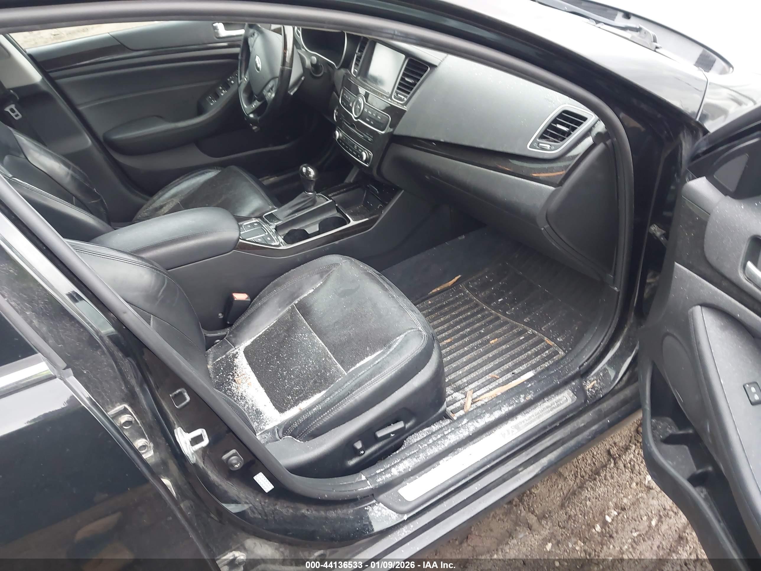 KIA CADENZA image 5