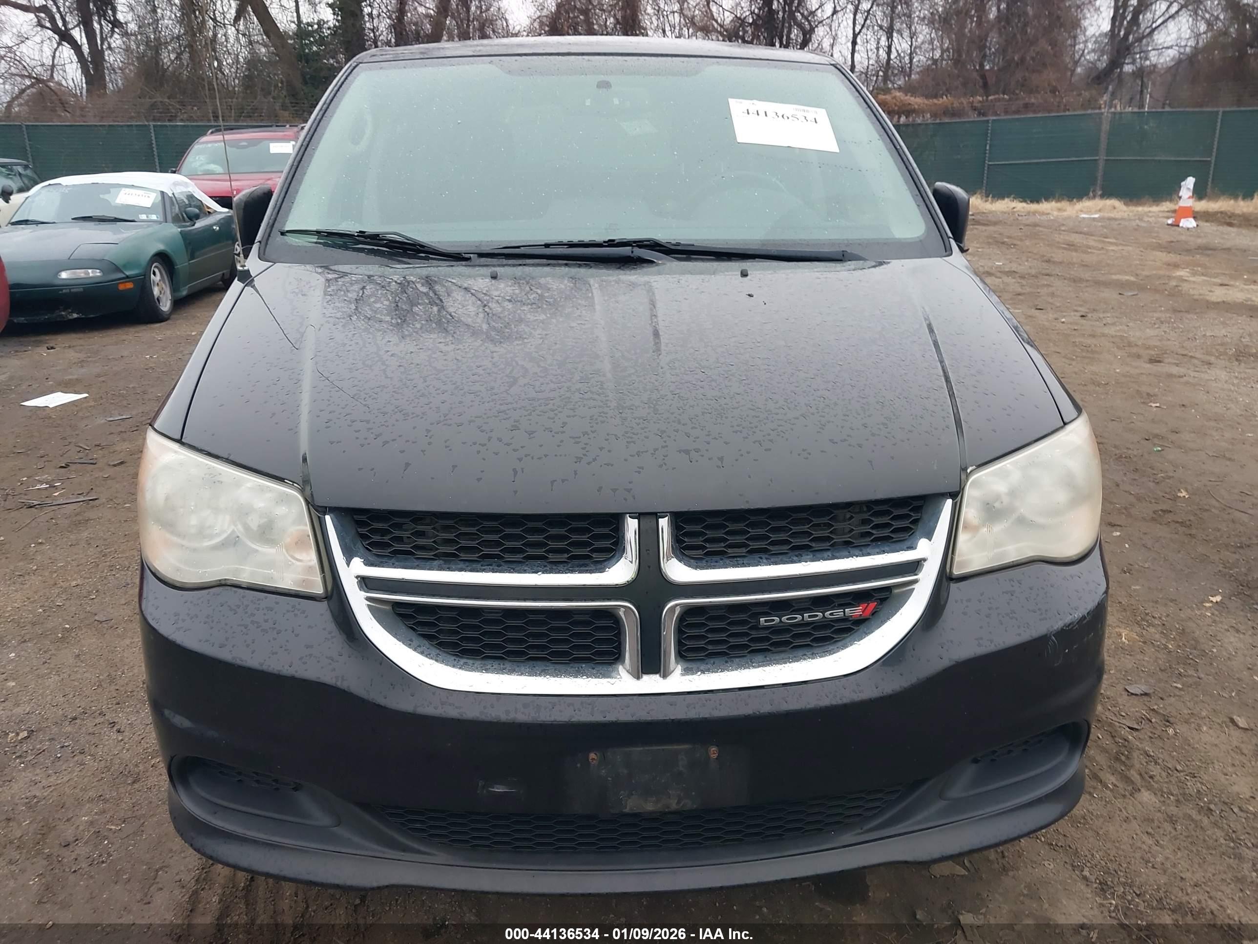 DODGE GRAND image 6