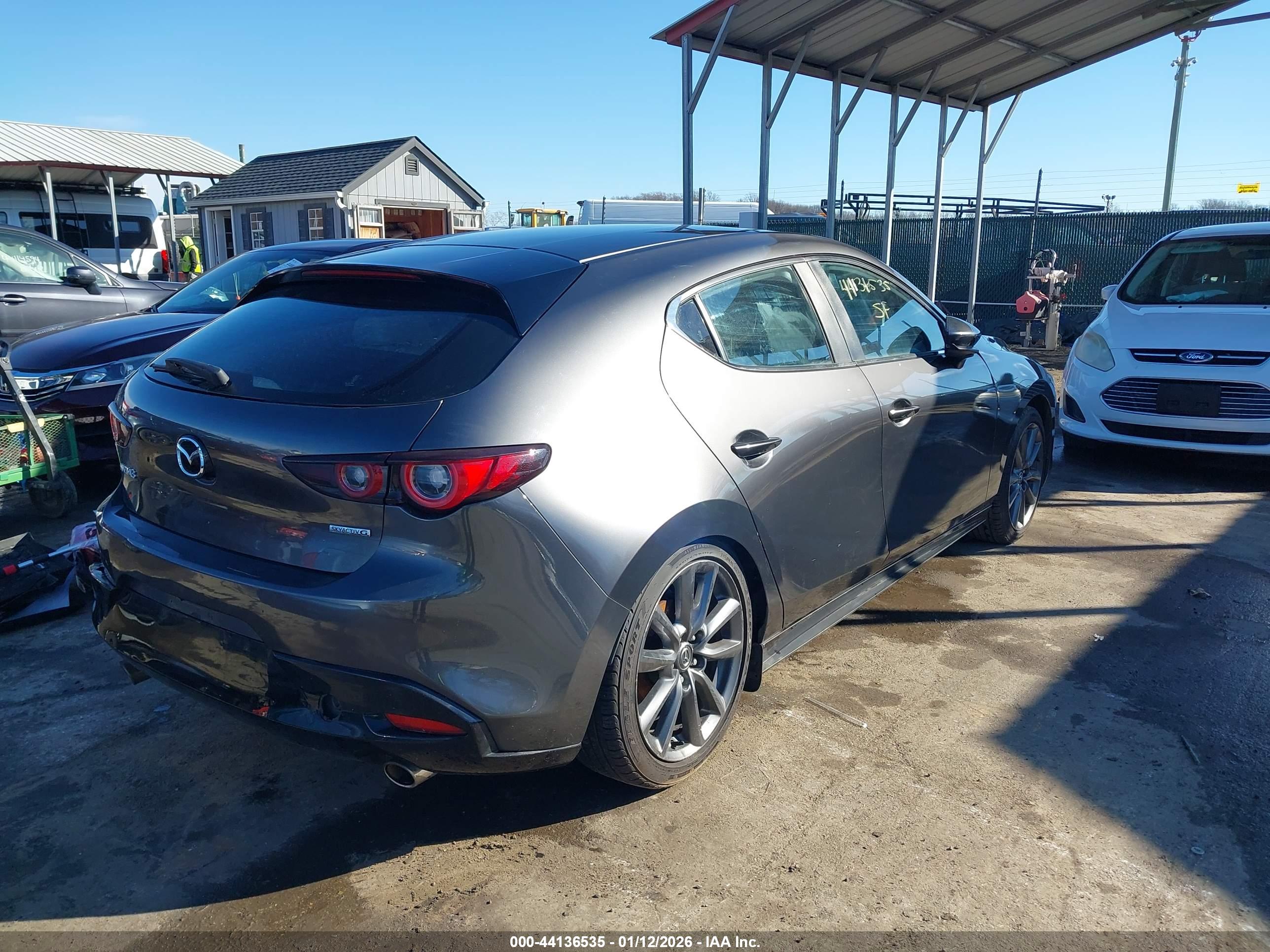 MAZDA MAZDA3 image 4