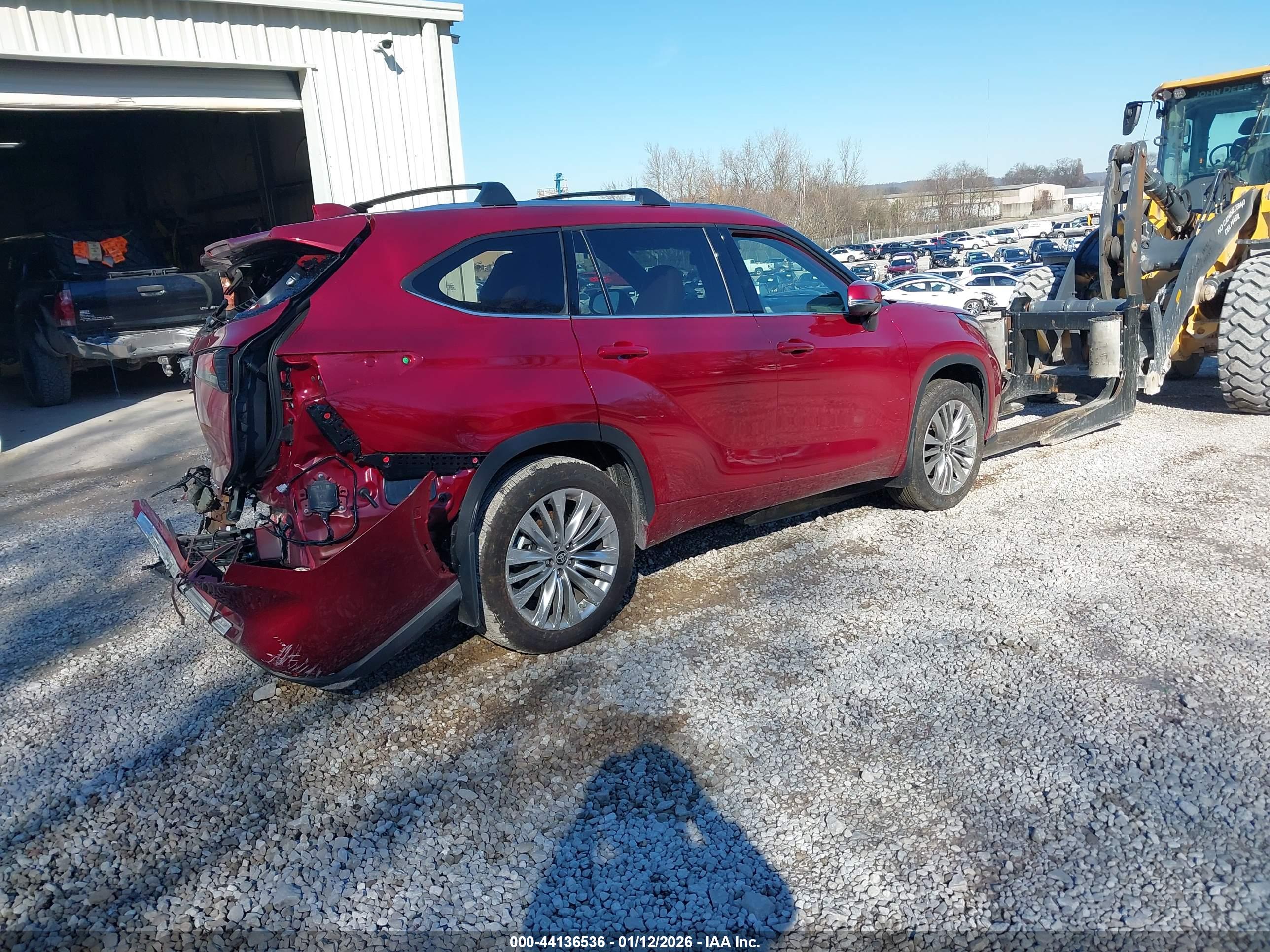 TOYOTA HIGHLANDER image 4