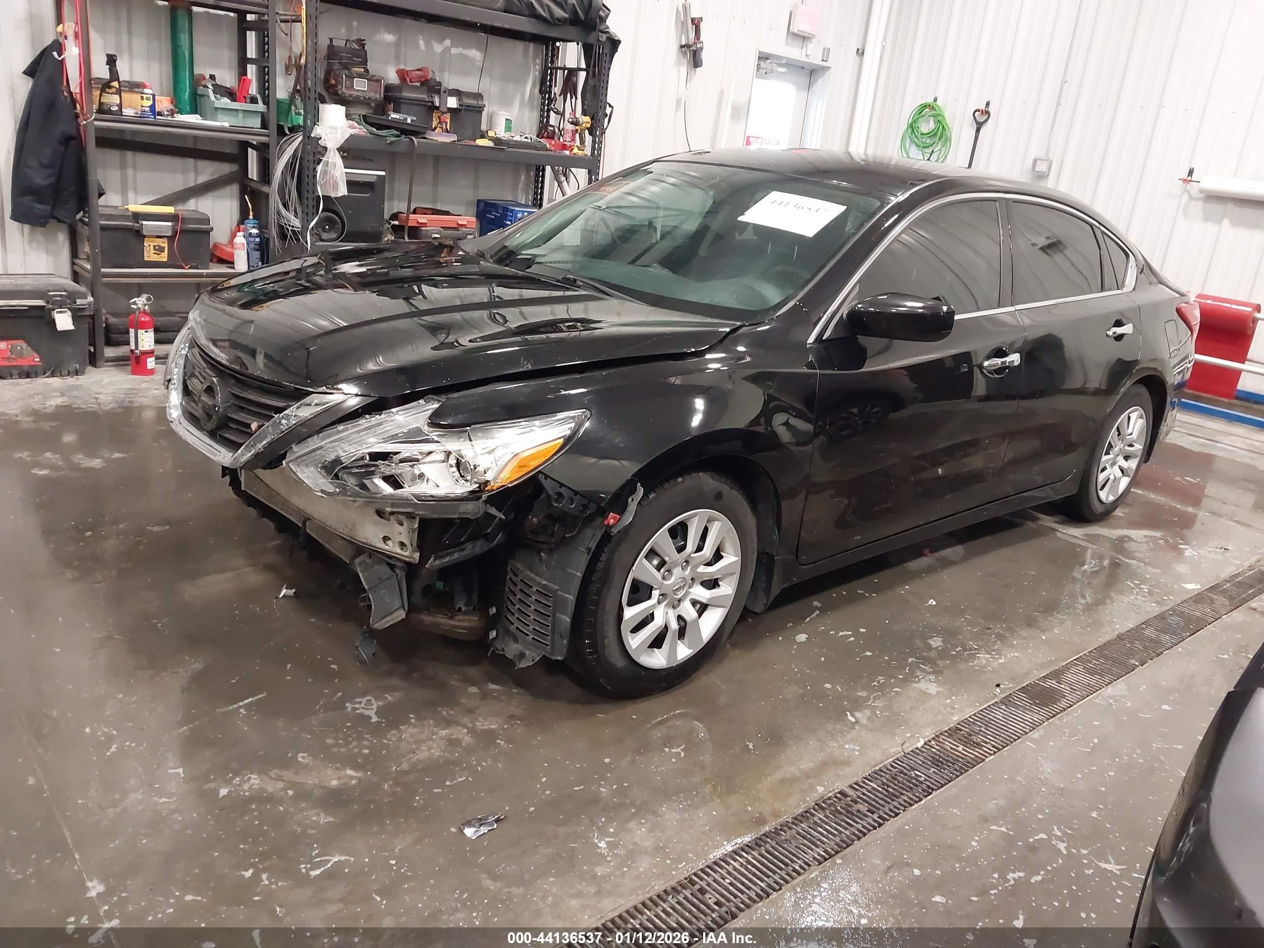 NISSAN ALTIMA image 2