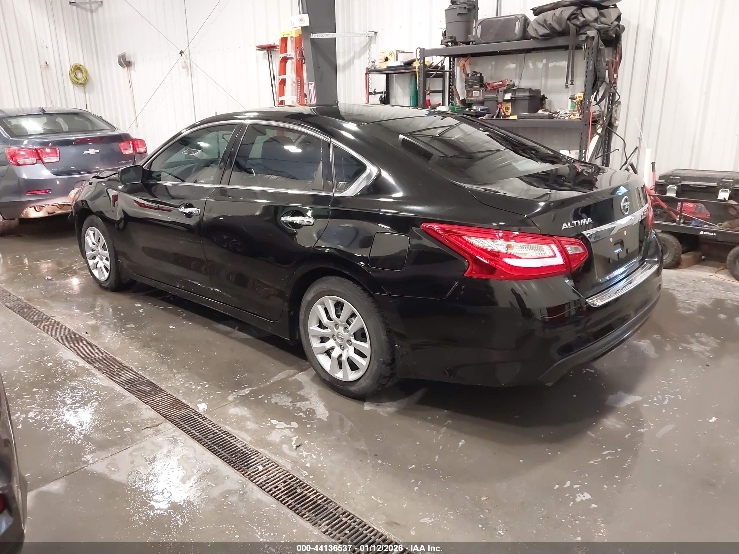 NISSAN ALTIMA image 3
