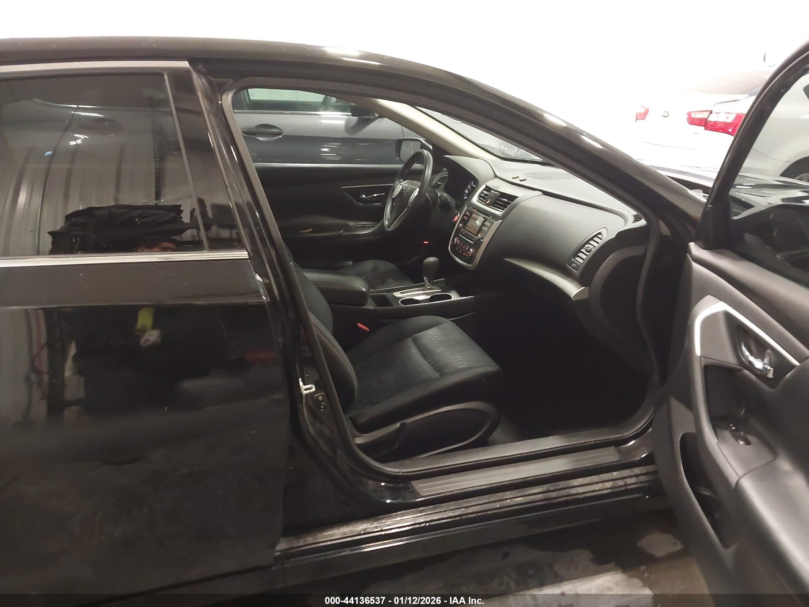 NISSAN ALTIMA image 5