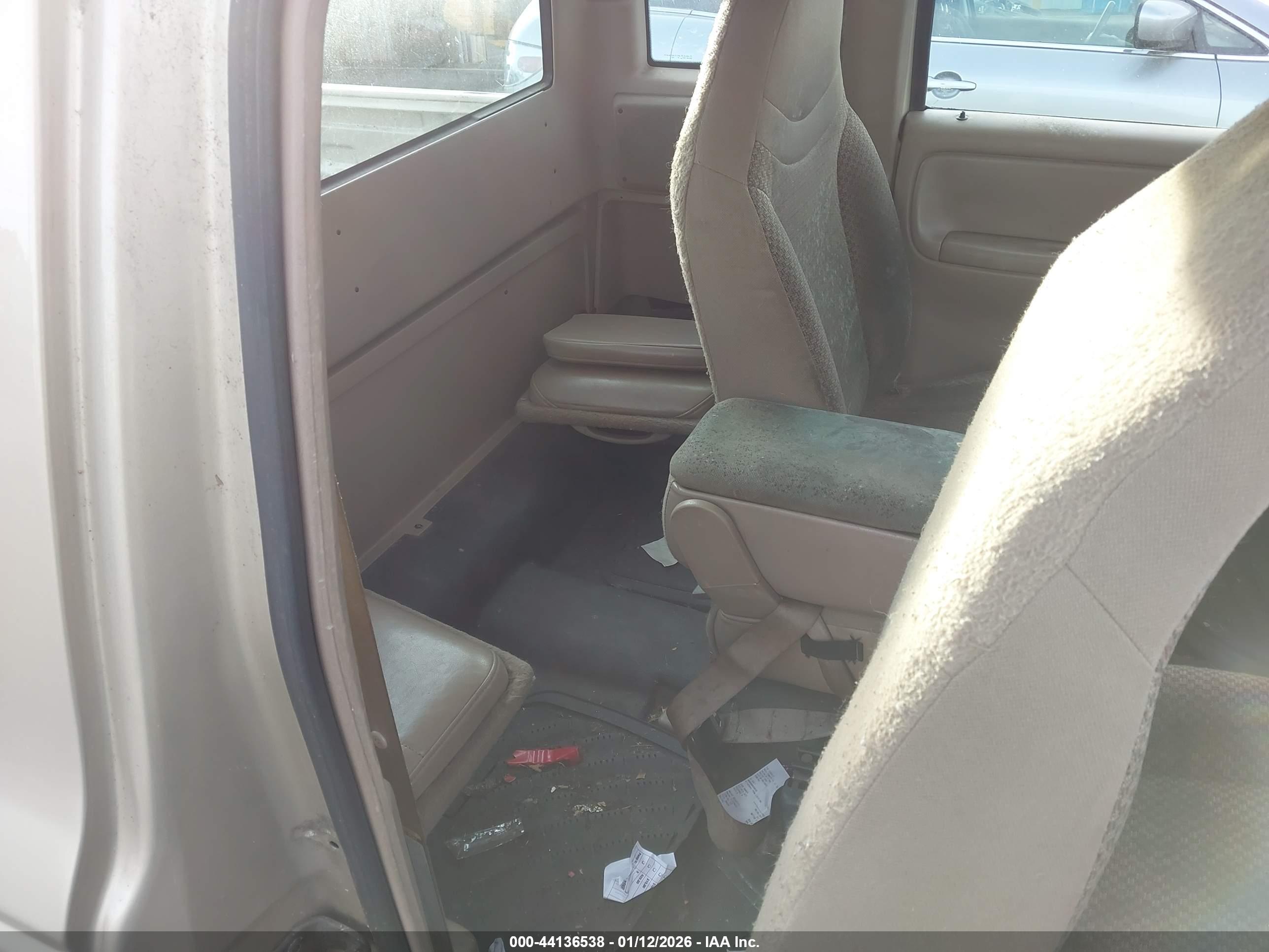 FORD RANGER image 8
