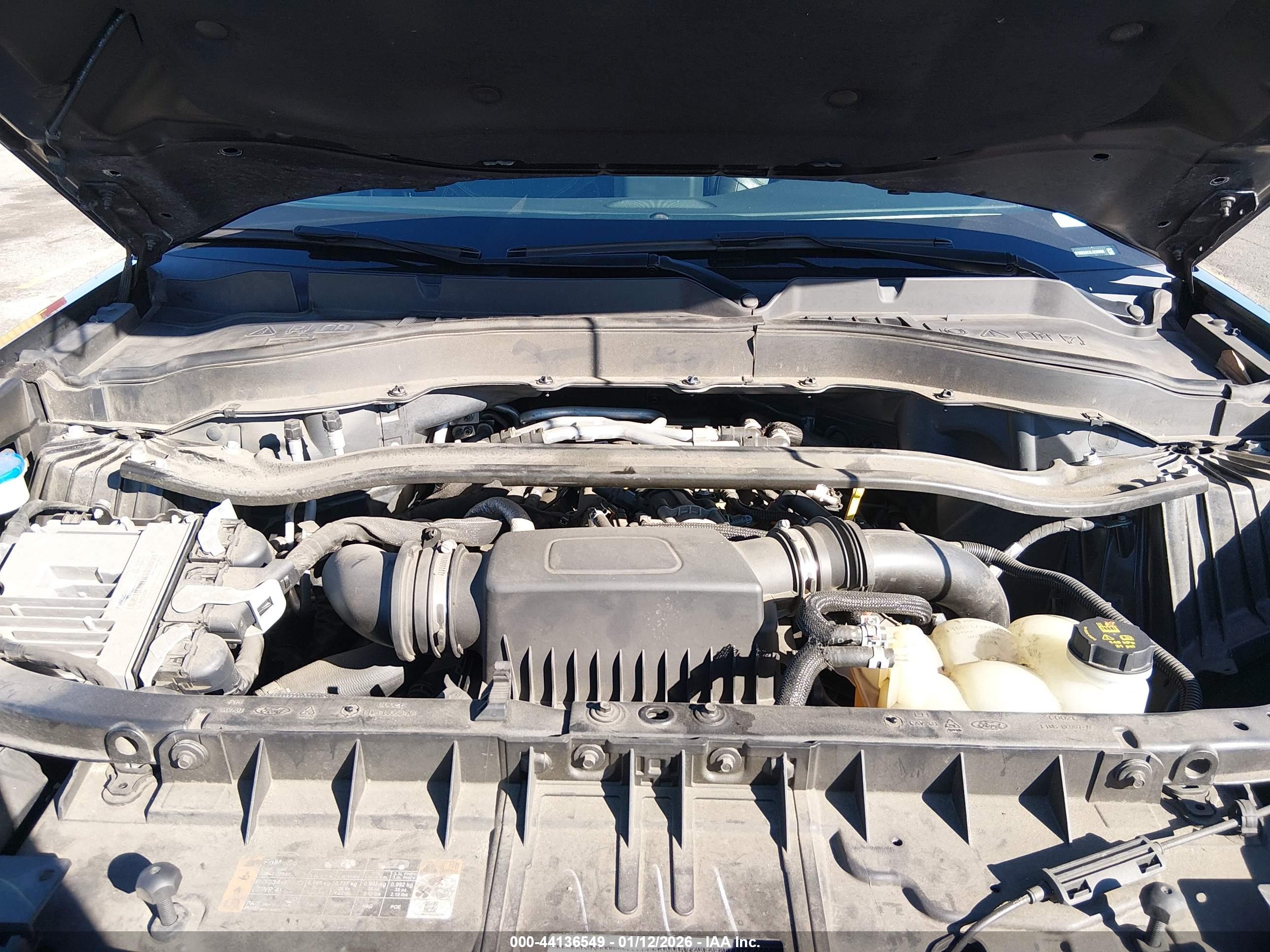 FORD EXPLORER image 10