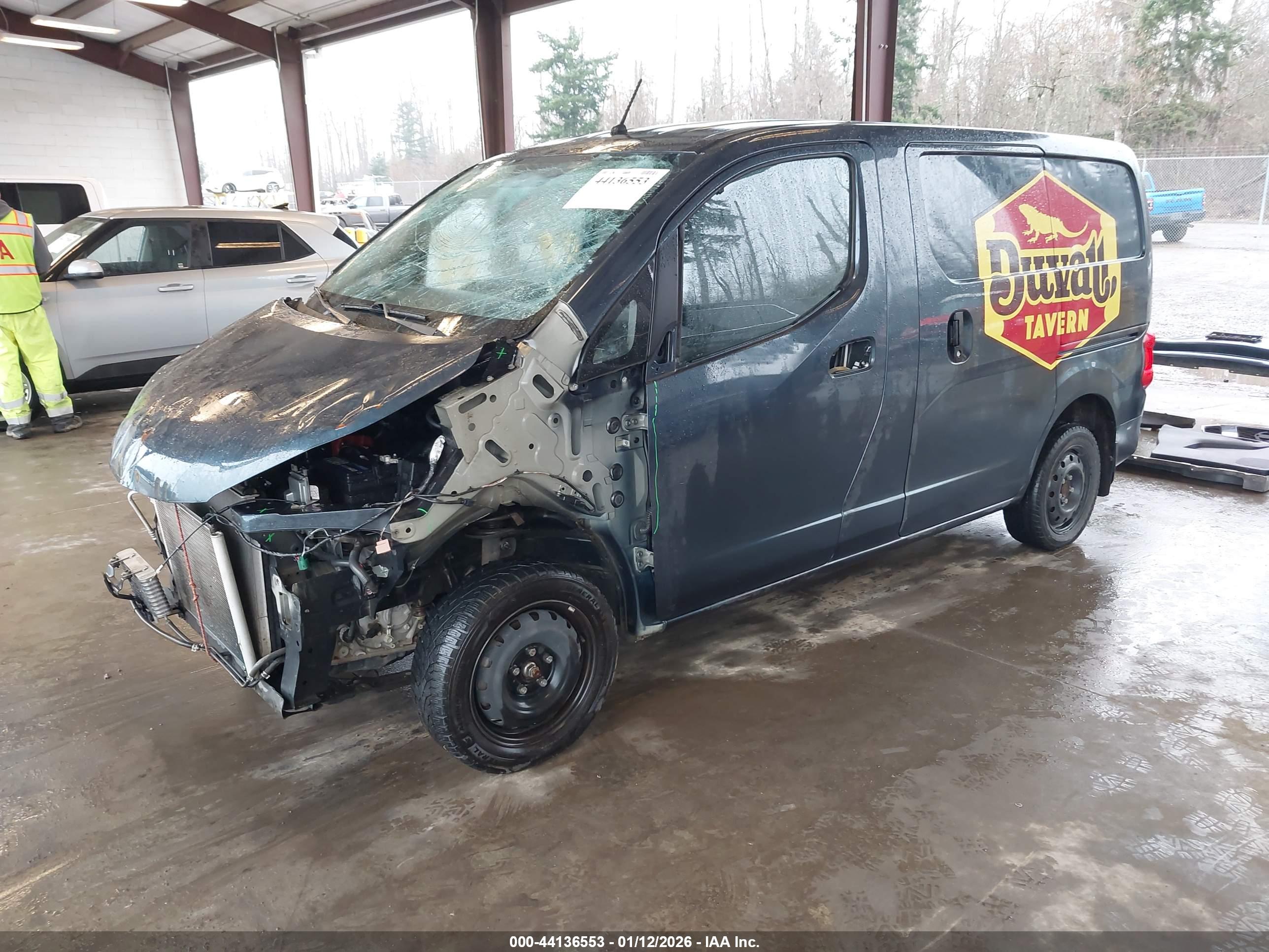 NISSAN NV200 image 2