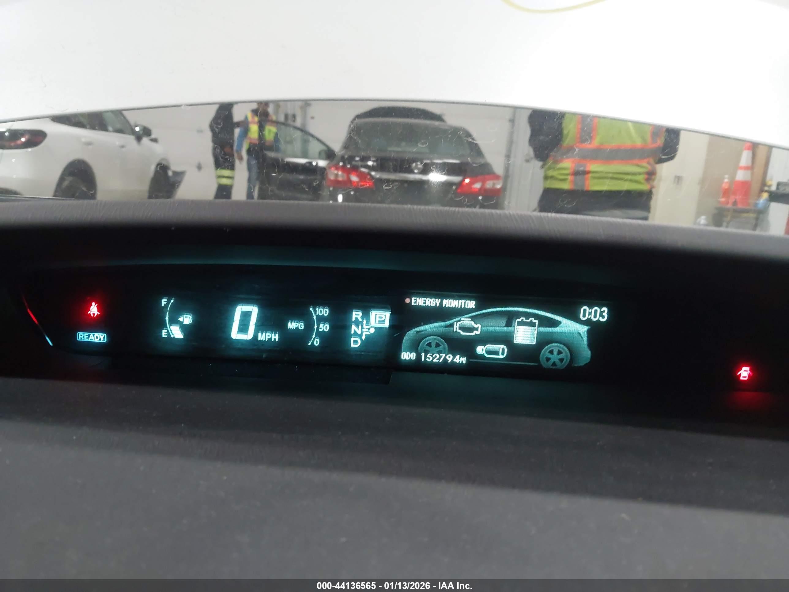 TOYOTA PRIUS image 7