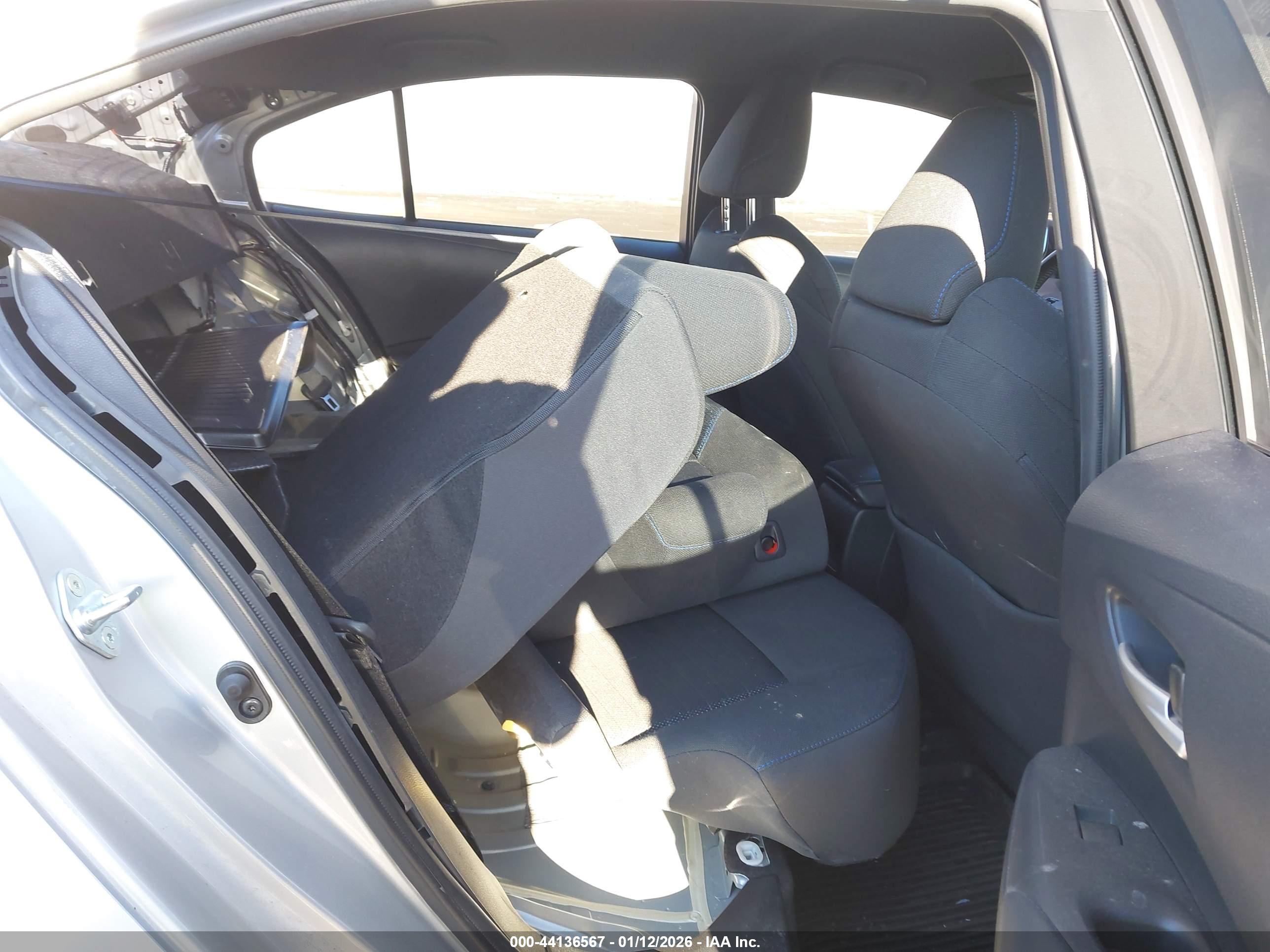 TOYOTA COROLLA image 8