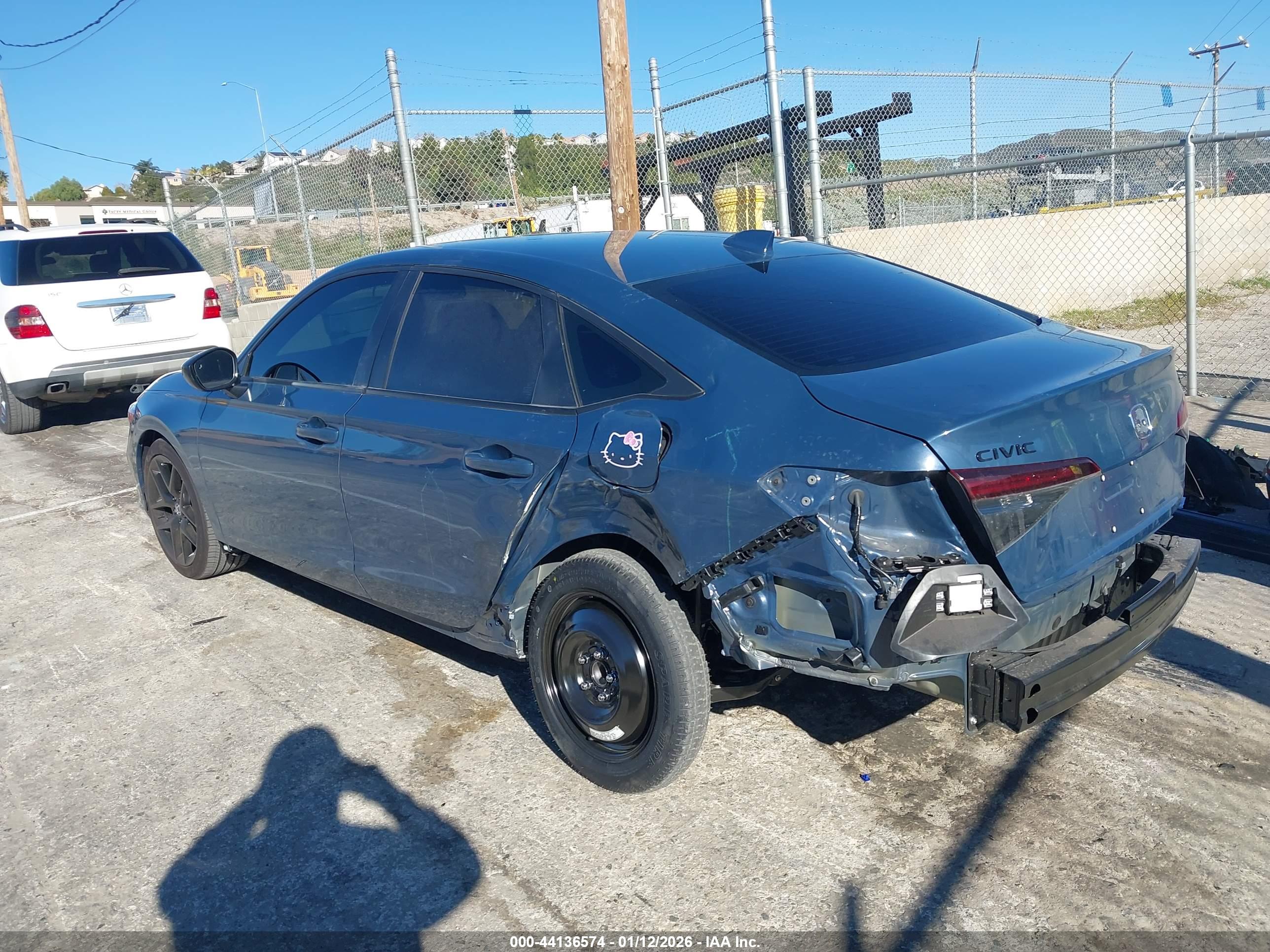 HONDA CIVIC image 3