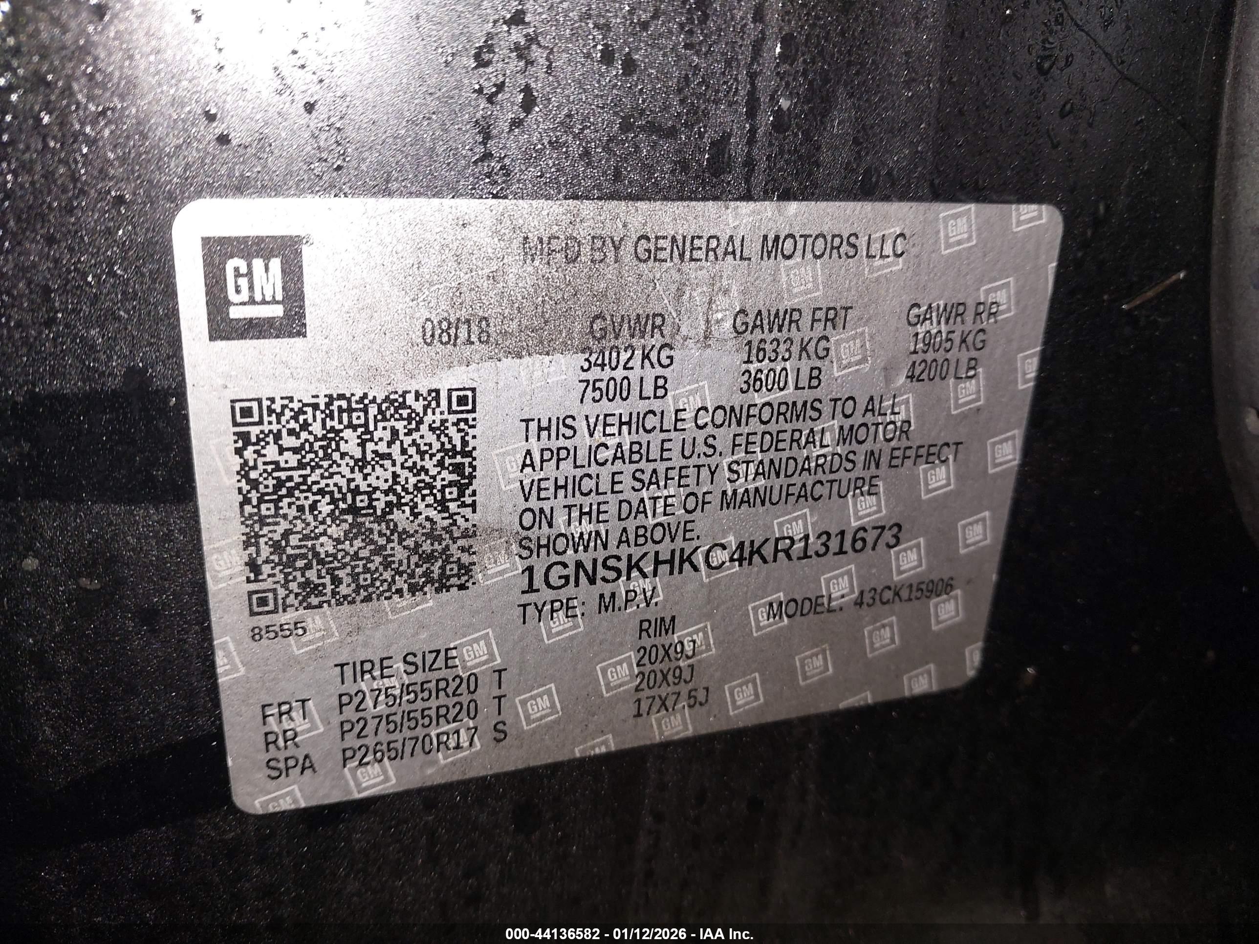 CHEVROLET SUBURBAN image 9