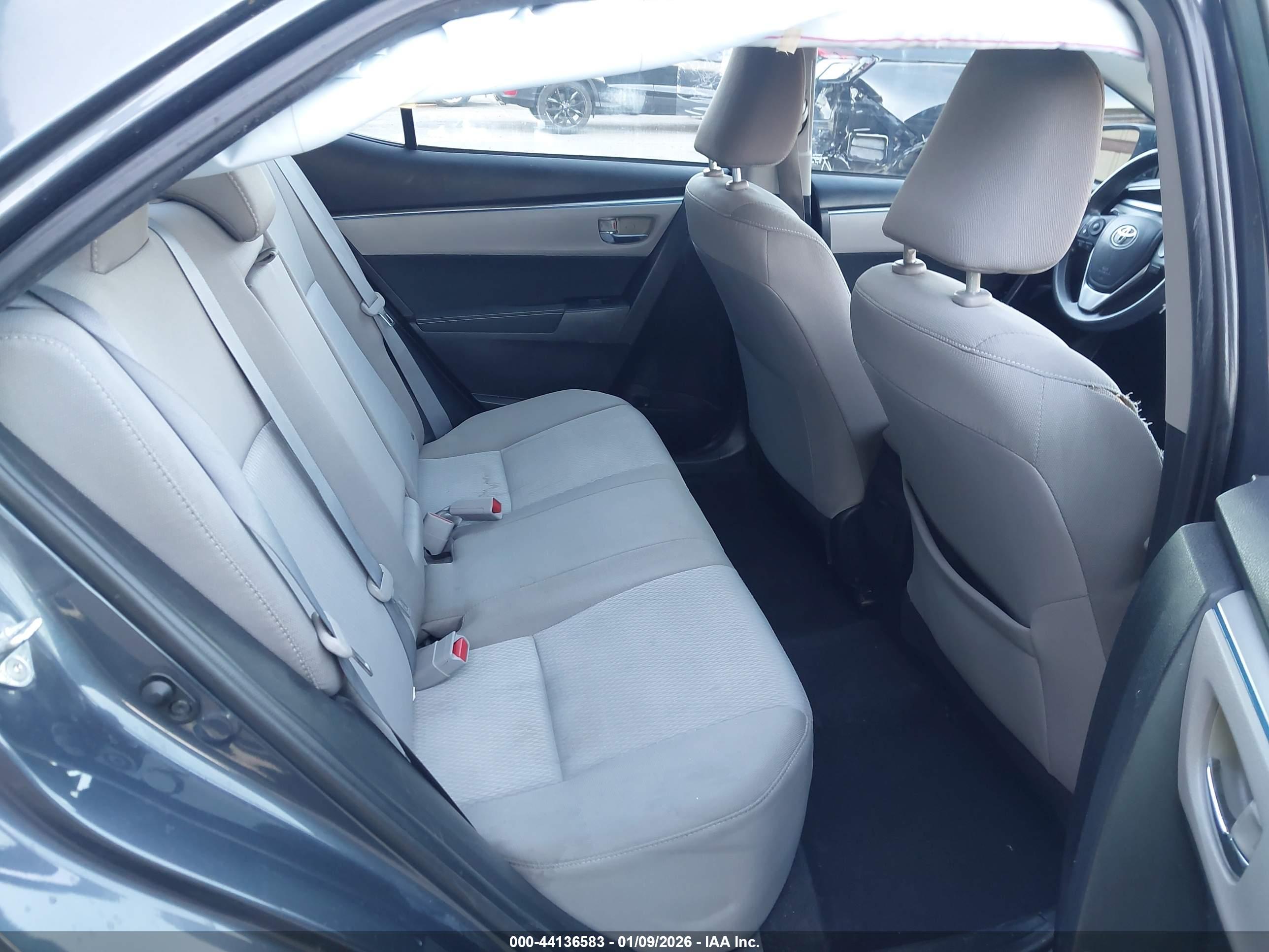 TOYOTA COROLLA image 8